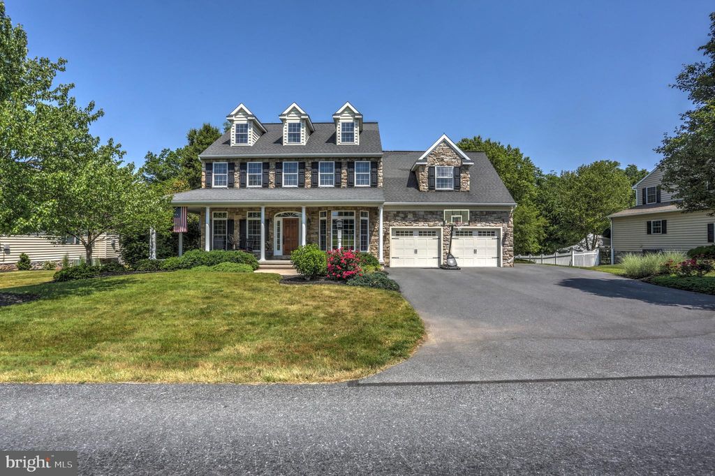 Photo of 160 PLEASANT VALLEY RD, EAST EARL, PA 17519 (MLS # PALA2035802)