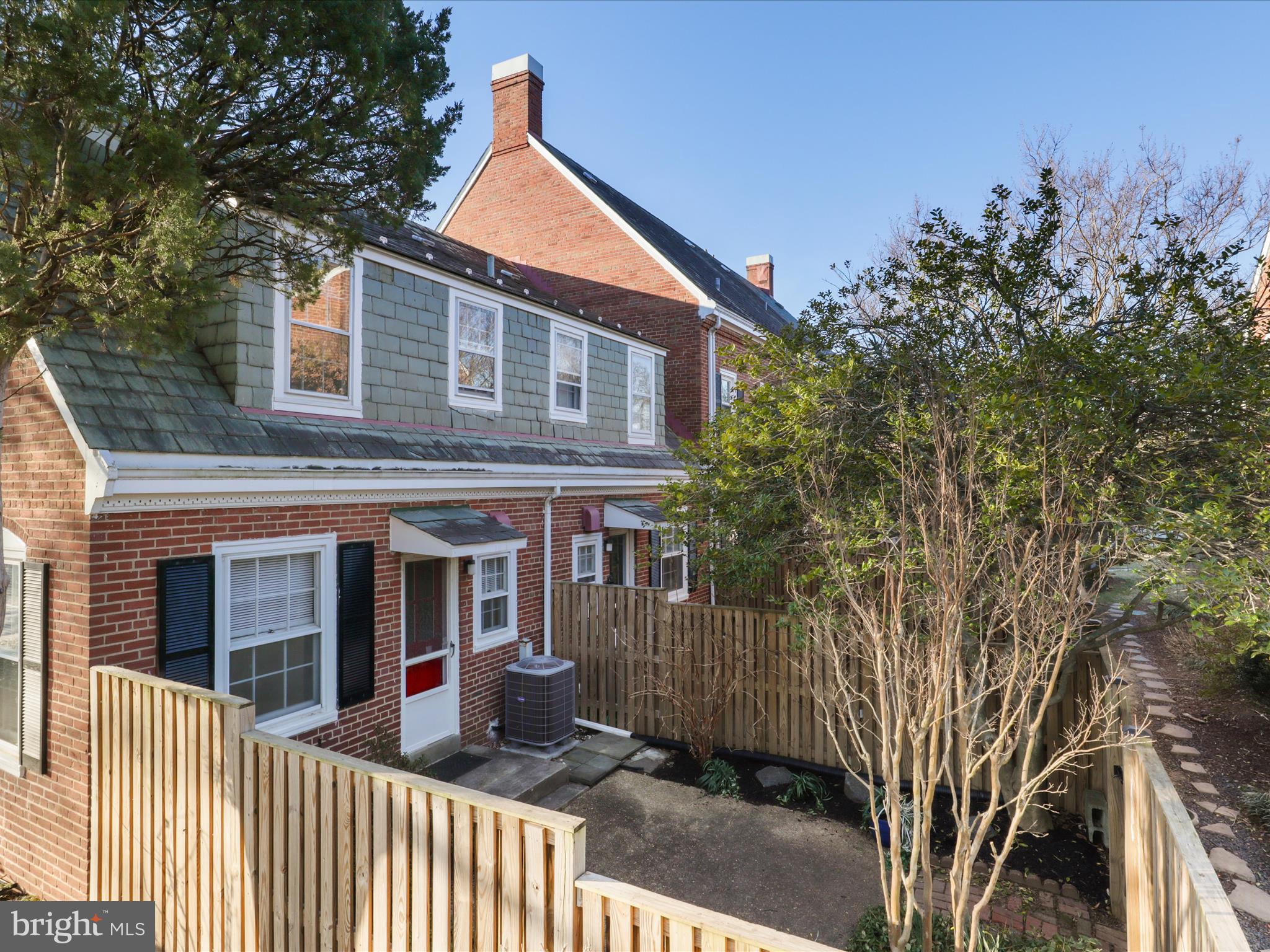 FAIRLINGTON - Residential