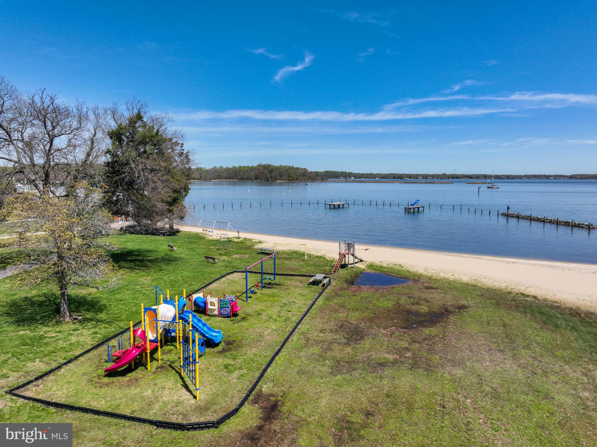 SELBY ON THE BAY - Residential