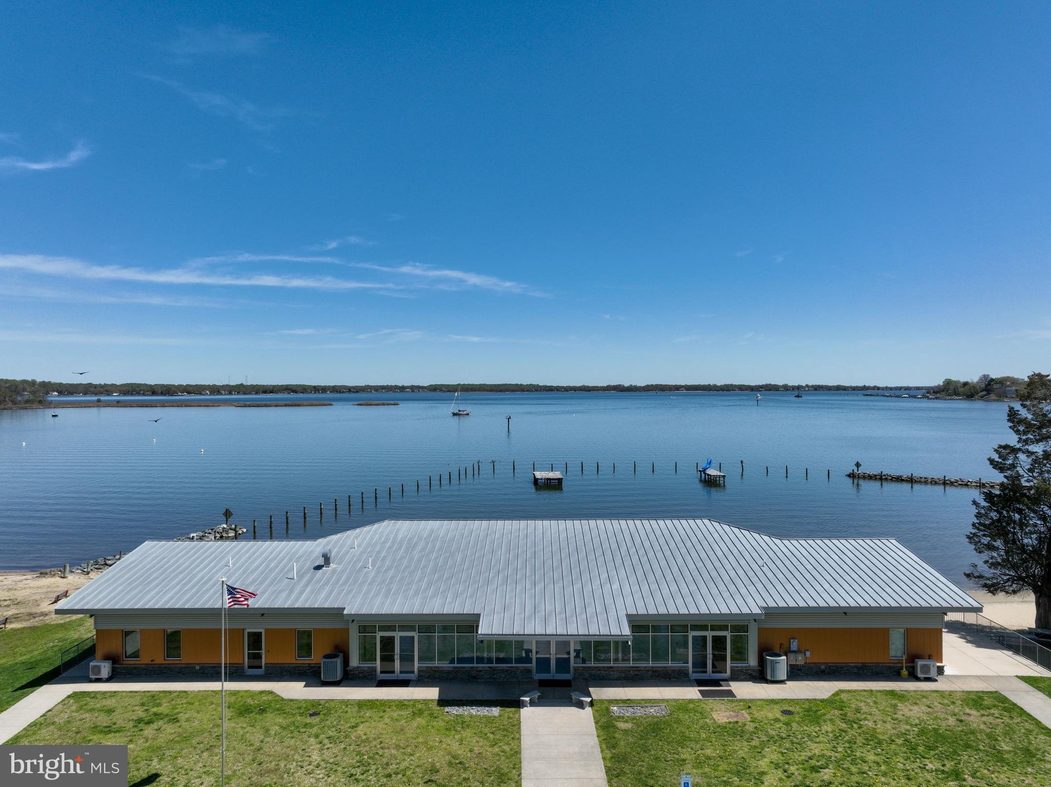 SELBY ON THE BAY - Residential
