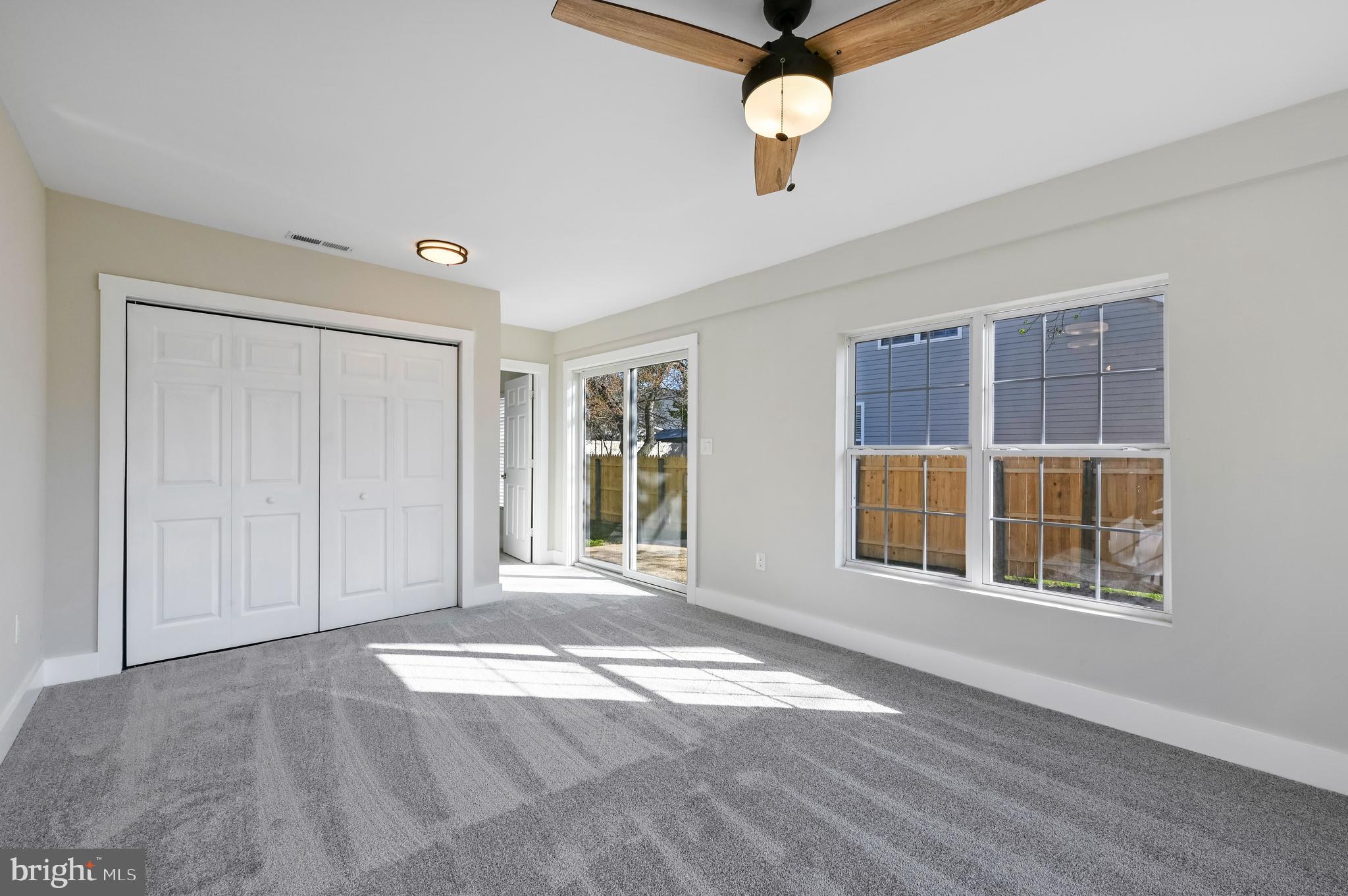 SELBY ON THE BAY - Residential