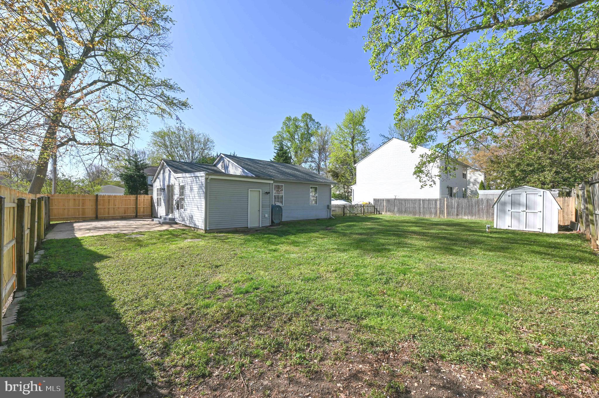 SELBY ON THE BAY - Residential