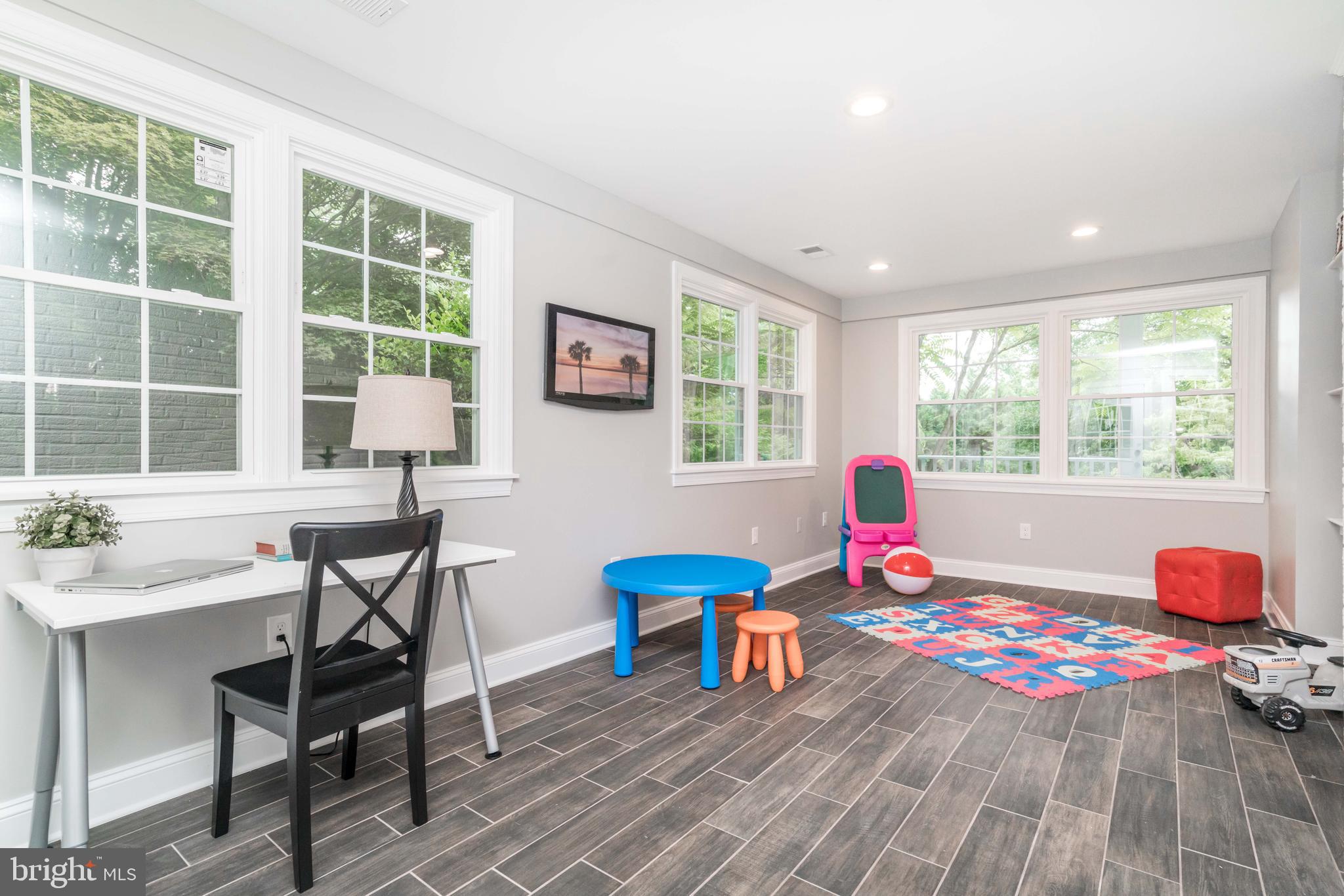 PHOENIX - Residential