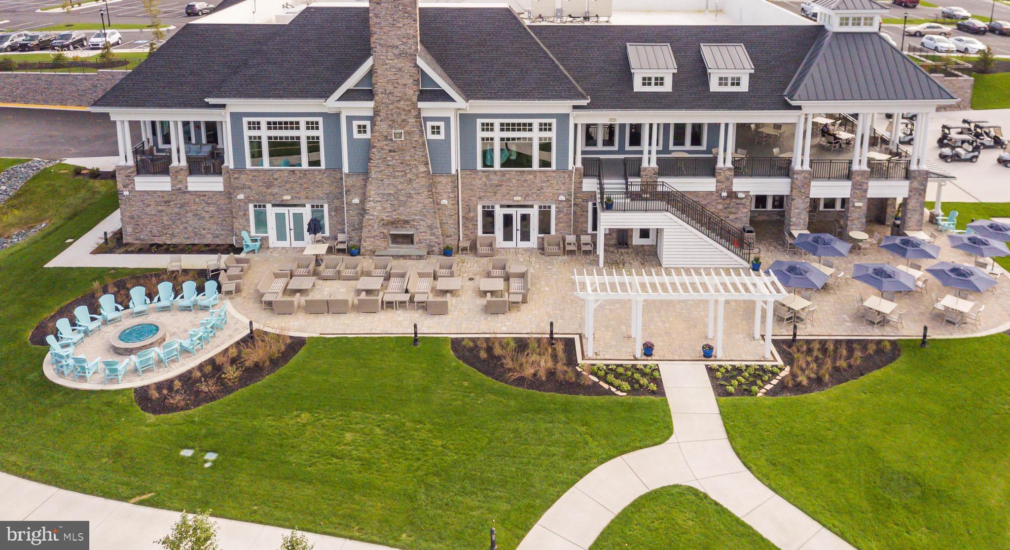 PLANTATION LAKES - Residential