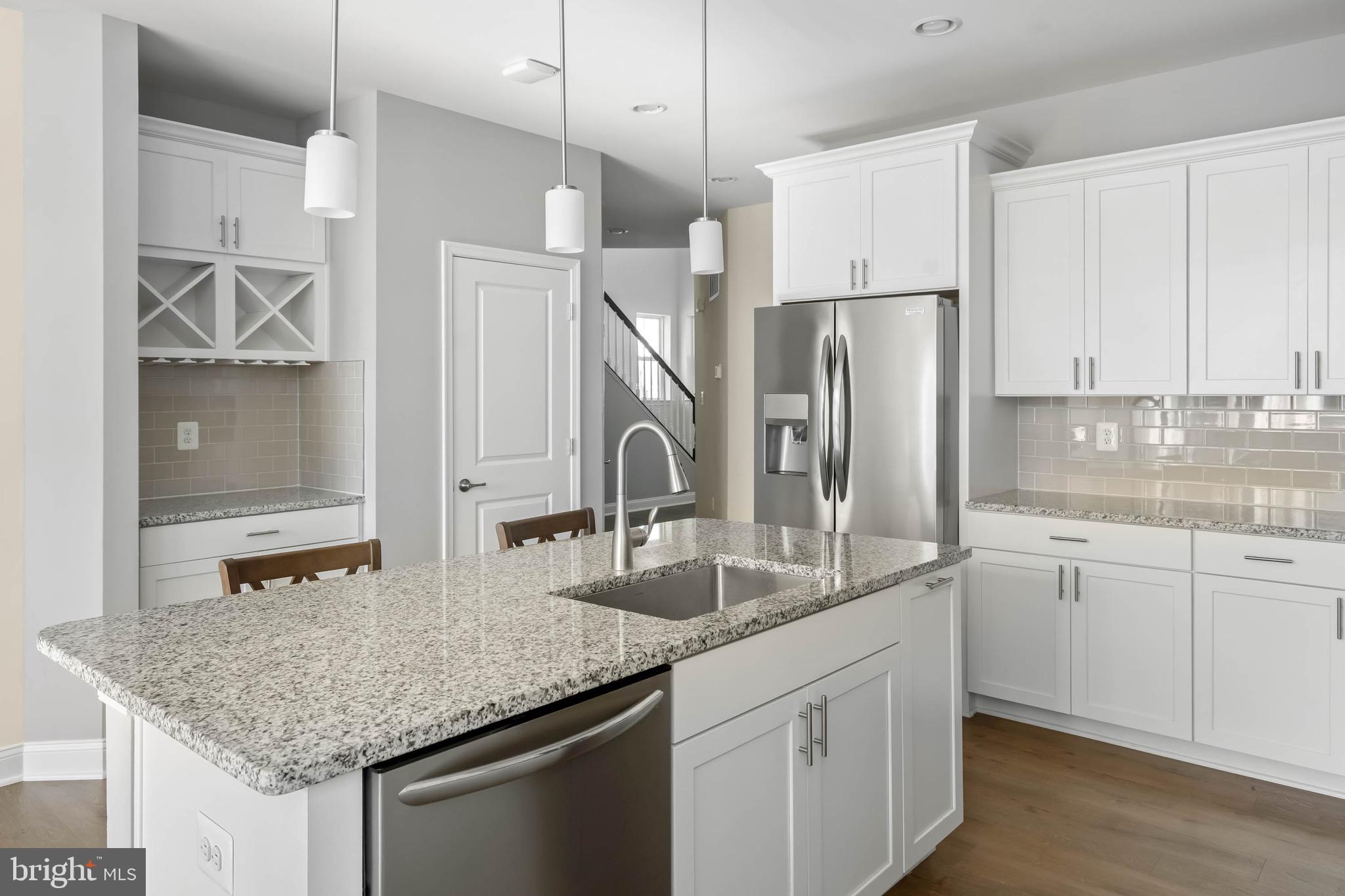 PLANTATION LAKES - Residential