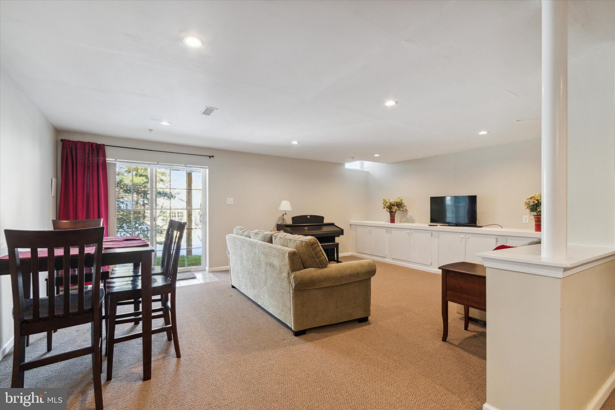 WHITELAND WOODS - Residential