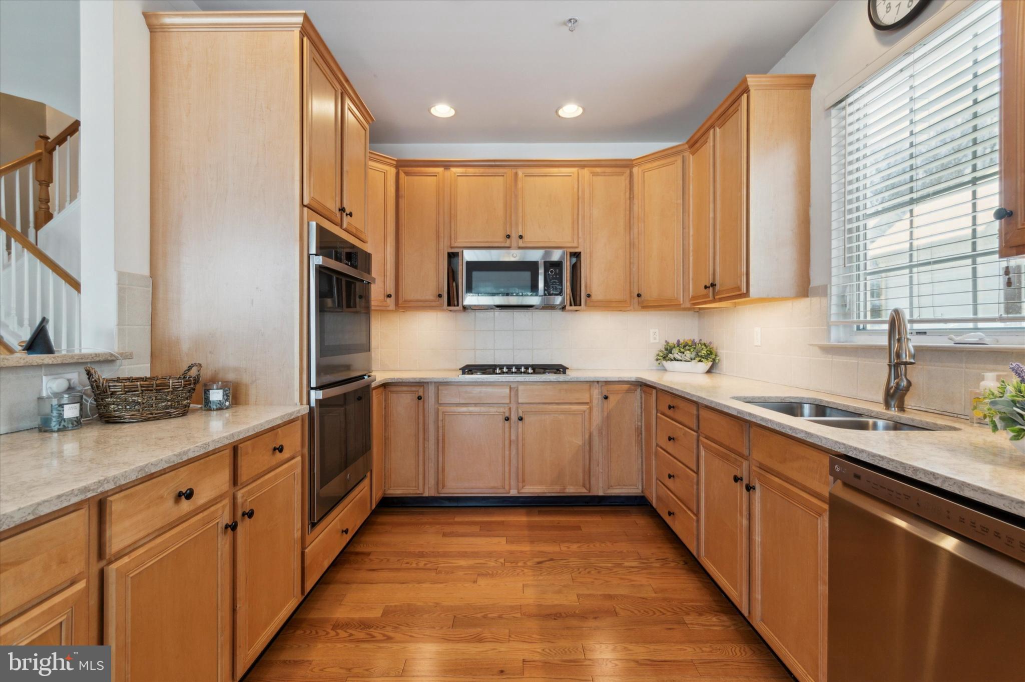 WHITELAND WOODS - Residential