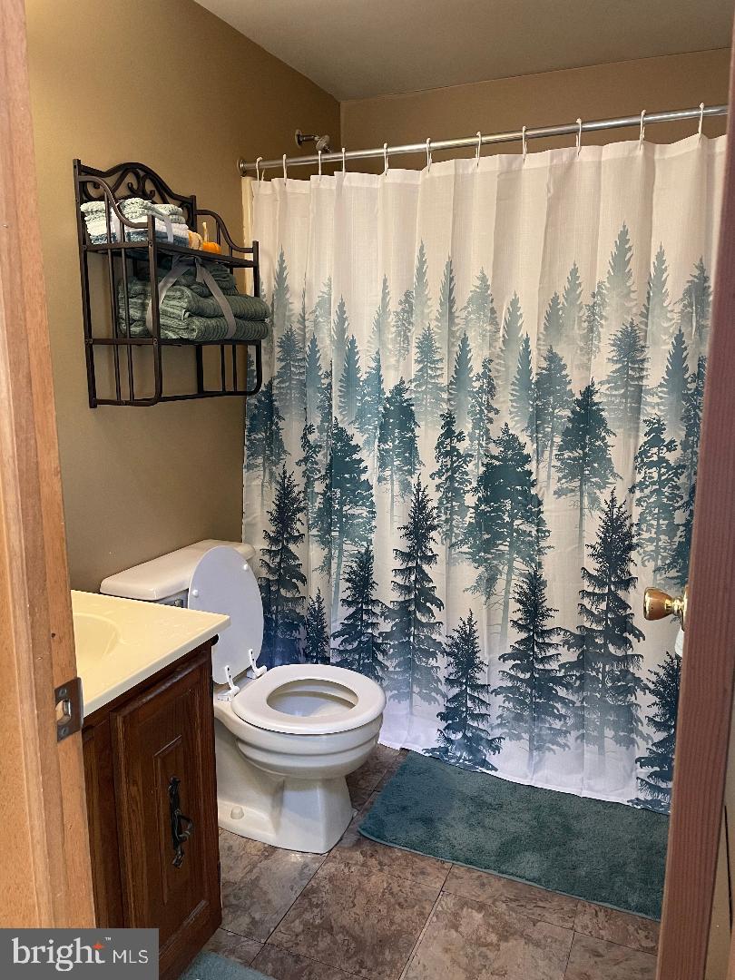 POCONO FARMS - Residential