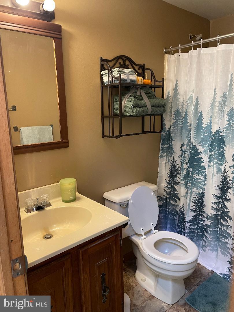 POCONO FARMS - Residential