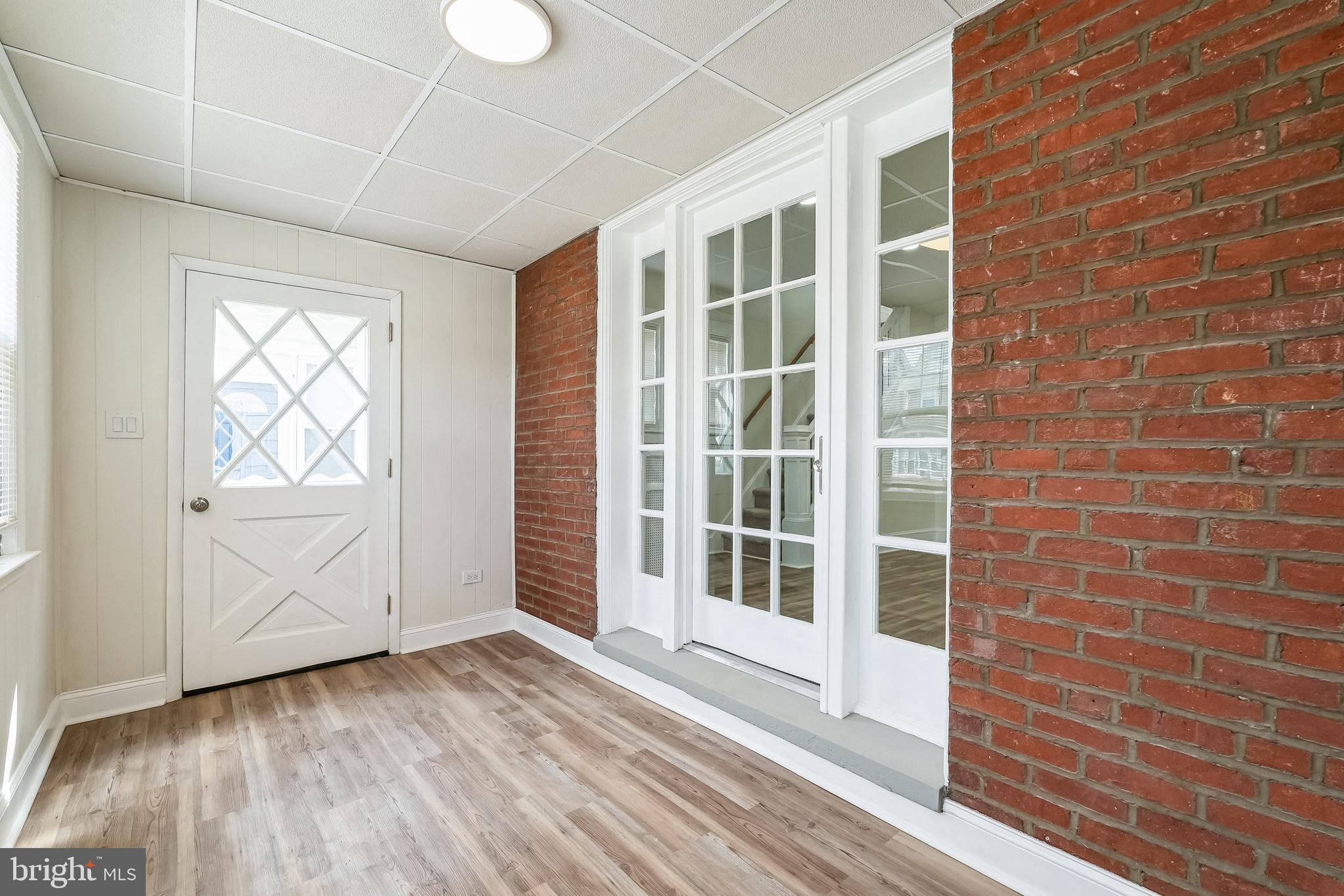 COLLINGDALE - Residential