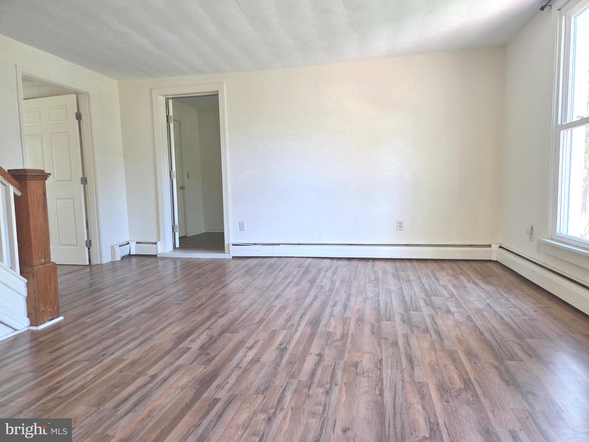 LEONARDS LANE - Residential