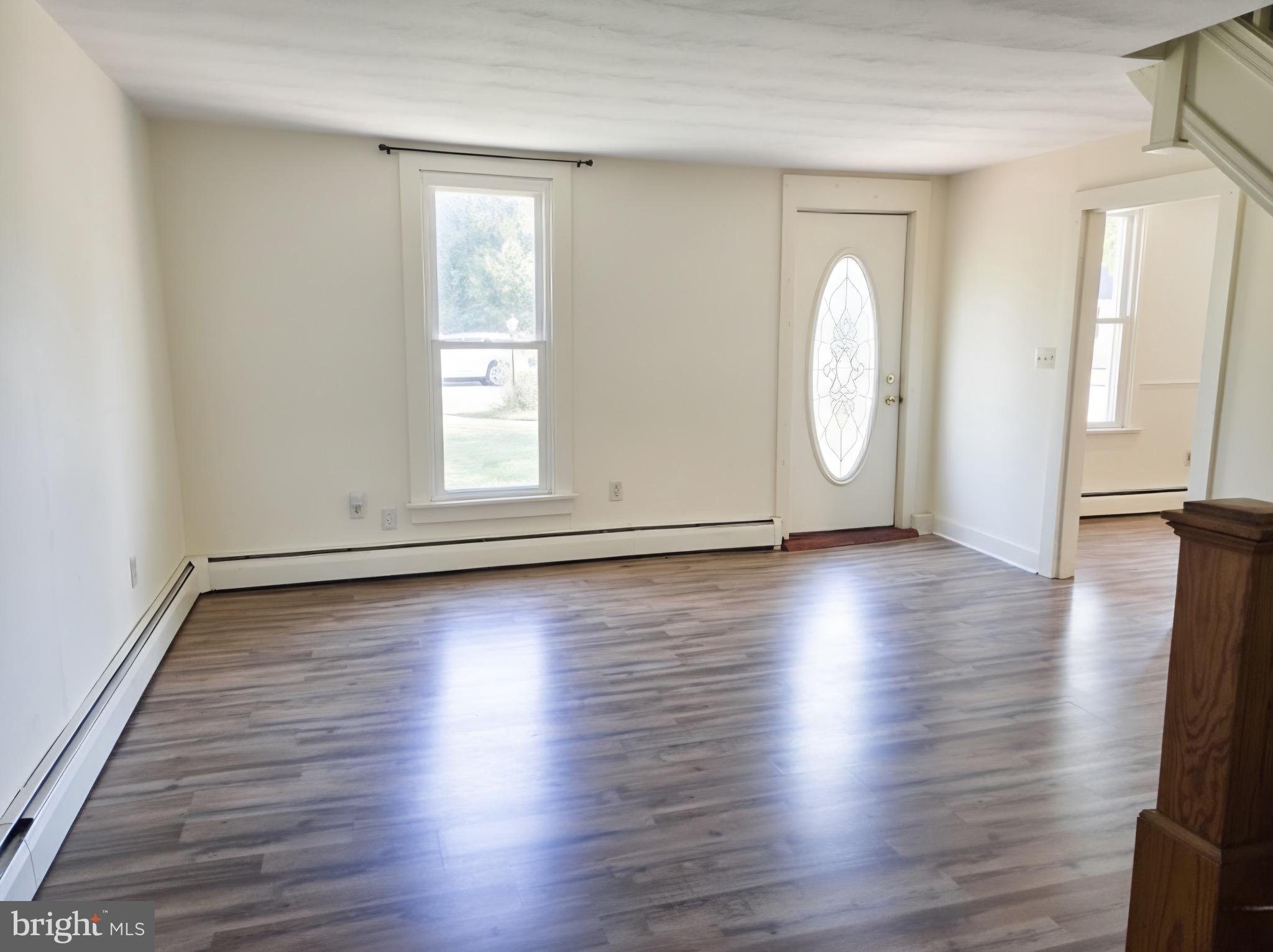 LEONARDS LANE - Residential