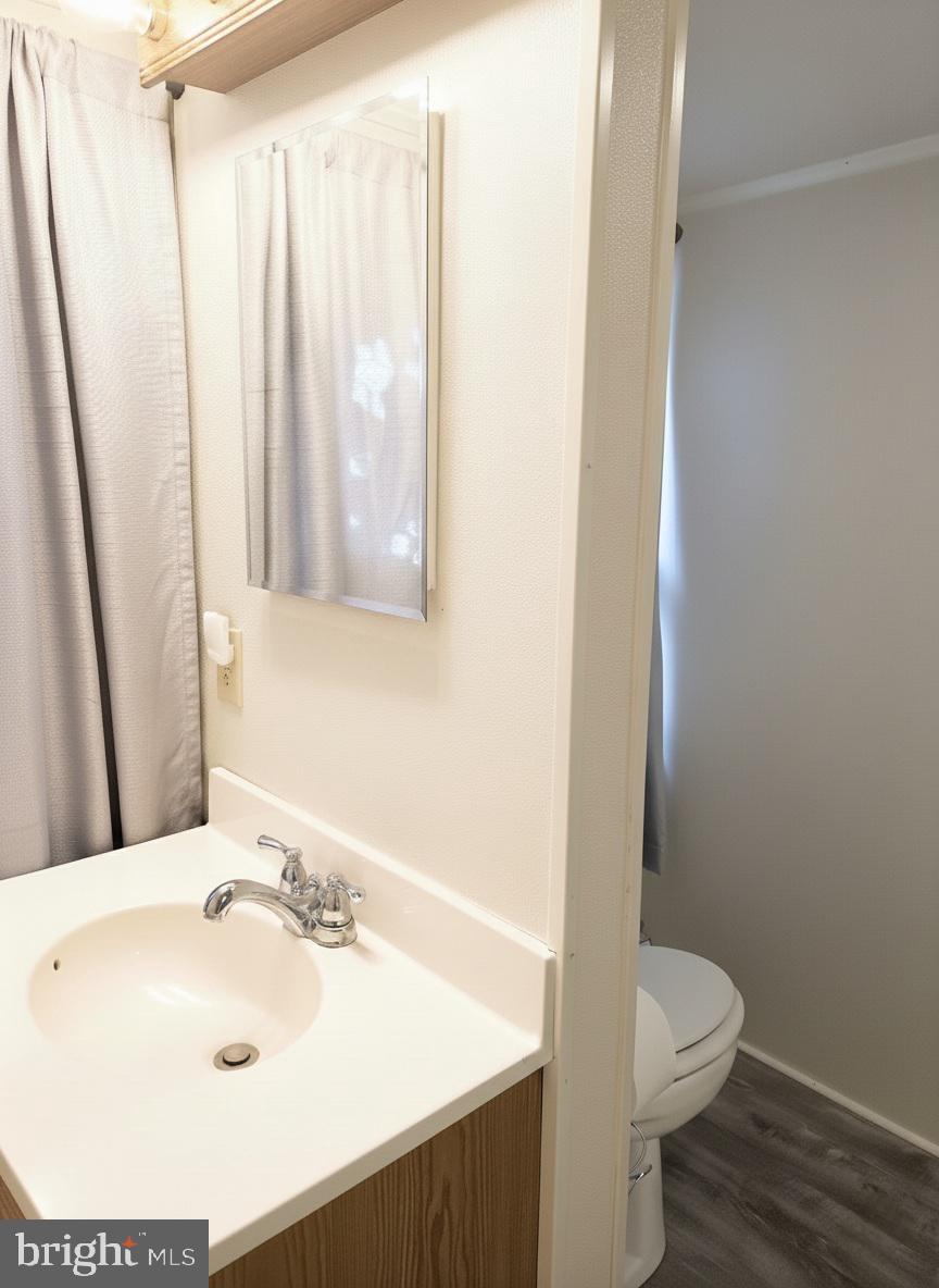 LEONARDS LANE - Residential