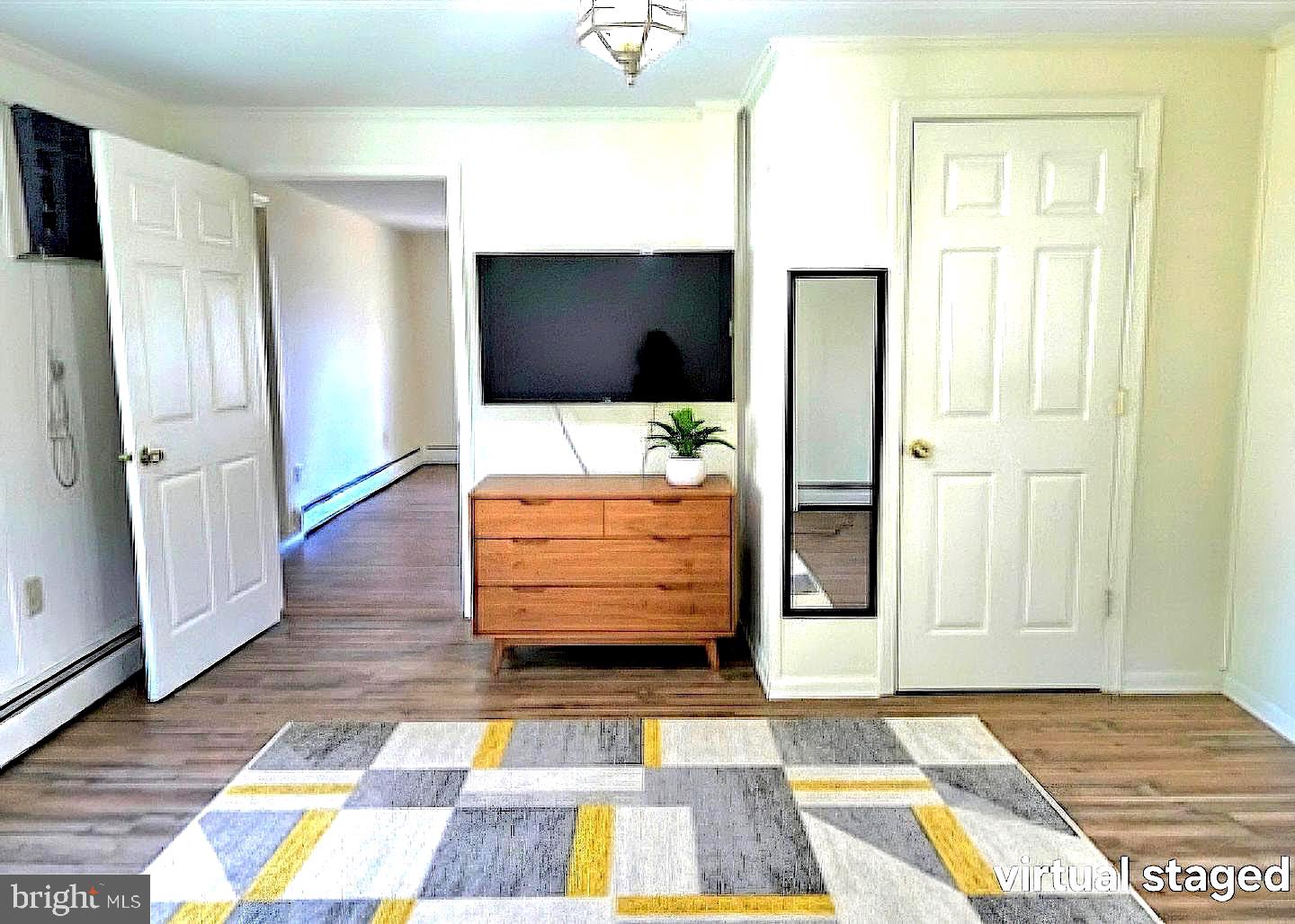 LEONARDS LANE - Residential