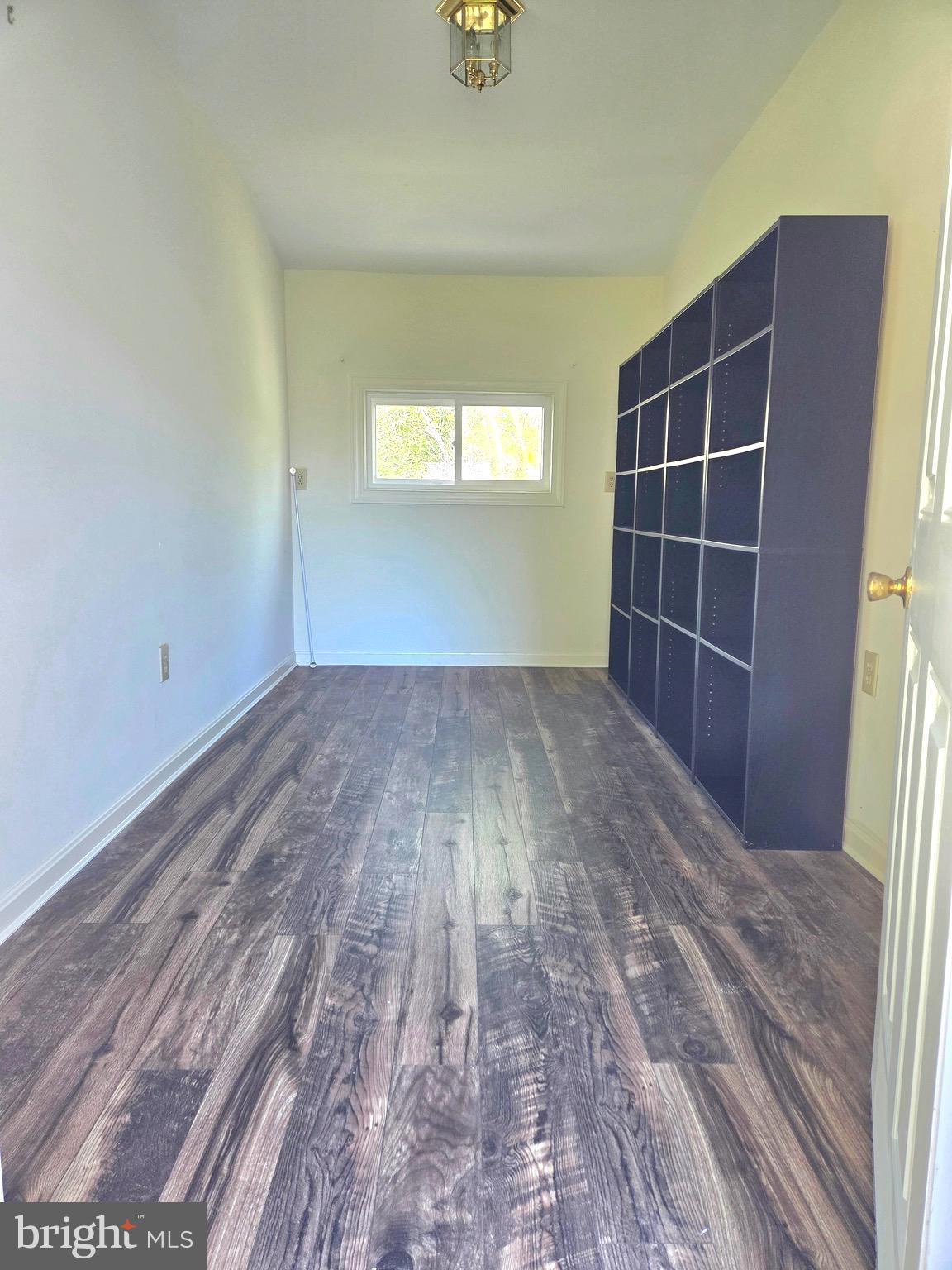 LEONARDS LANE - Residential