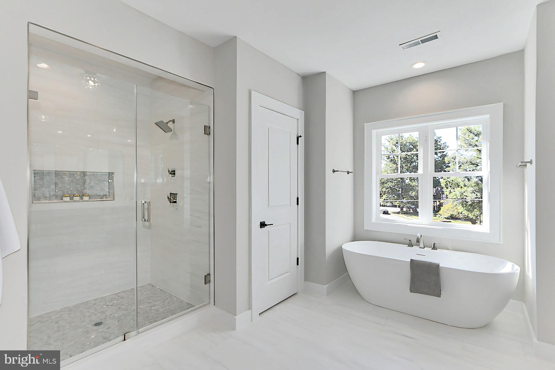 GRAYS OAKTON - Residential