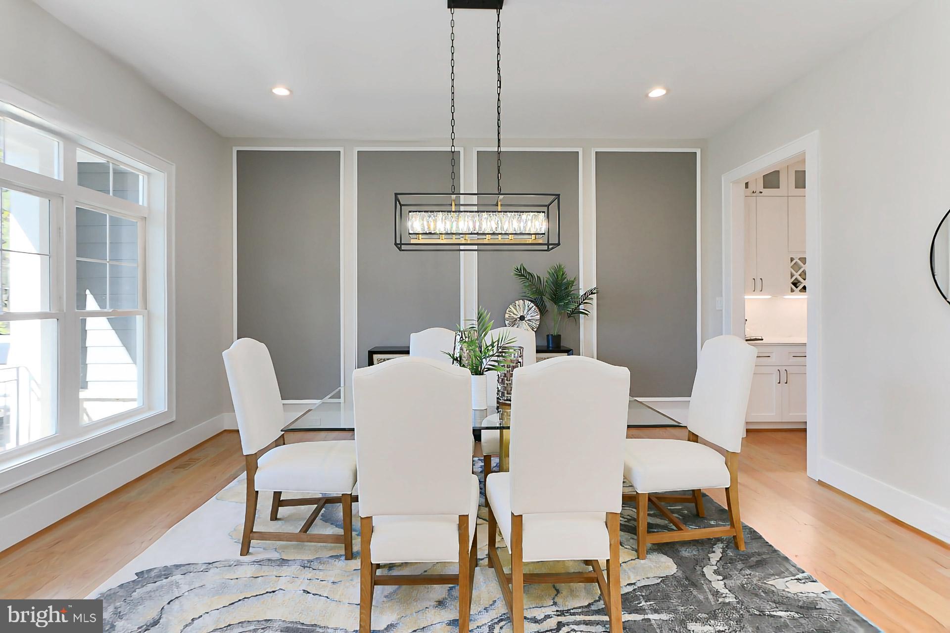 GRAYS OAKTON - Residential