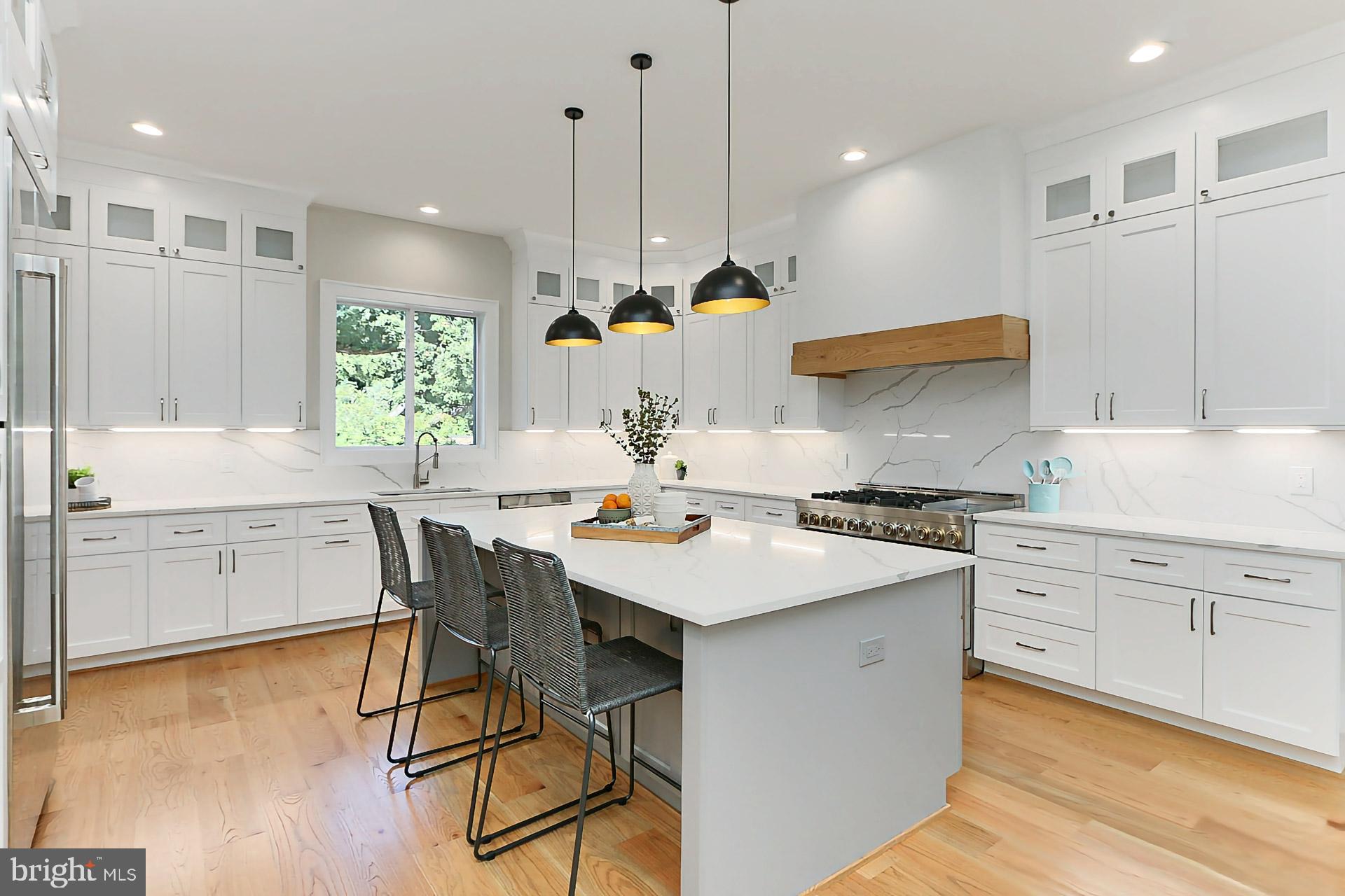 GRAYS OAKTON - Residential