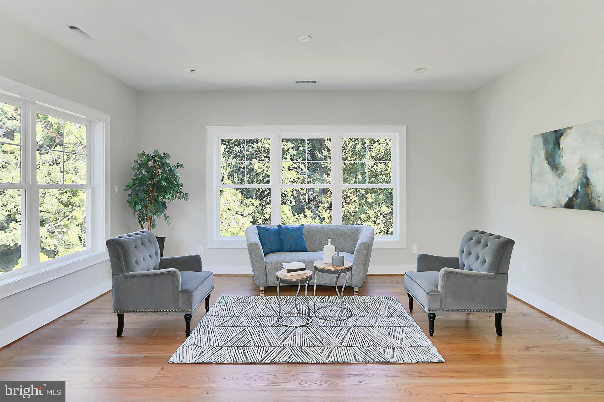 GRAYS OAKTON - Residential