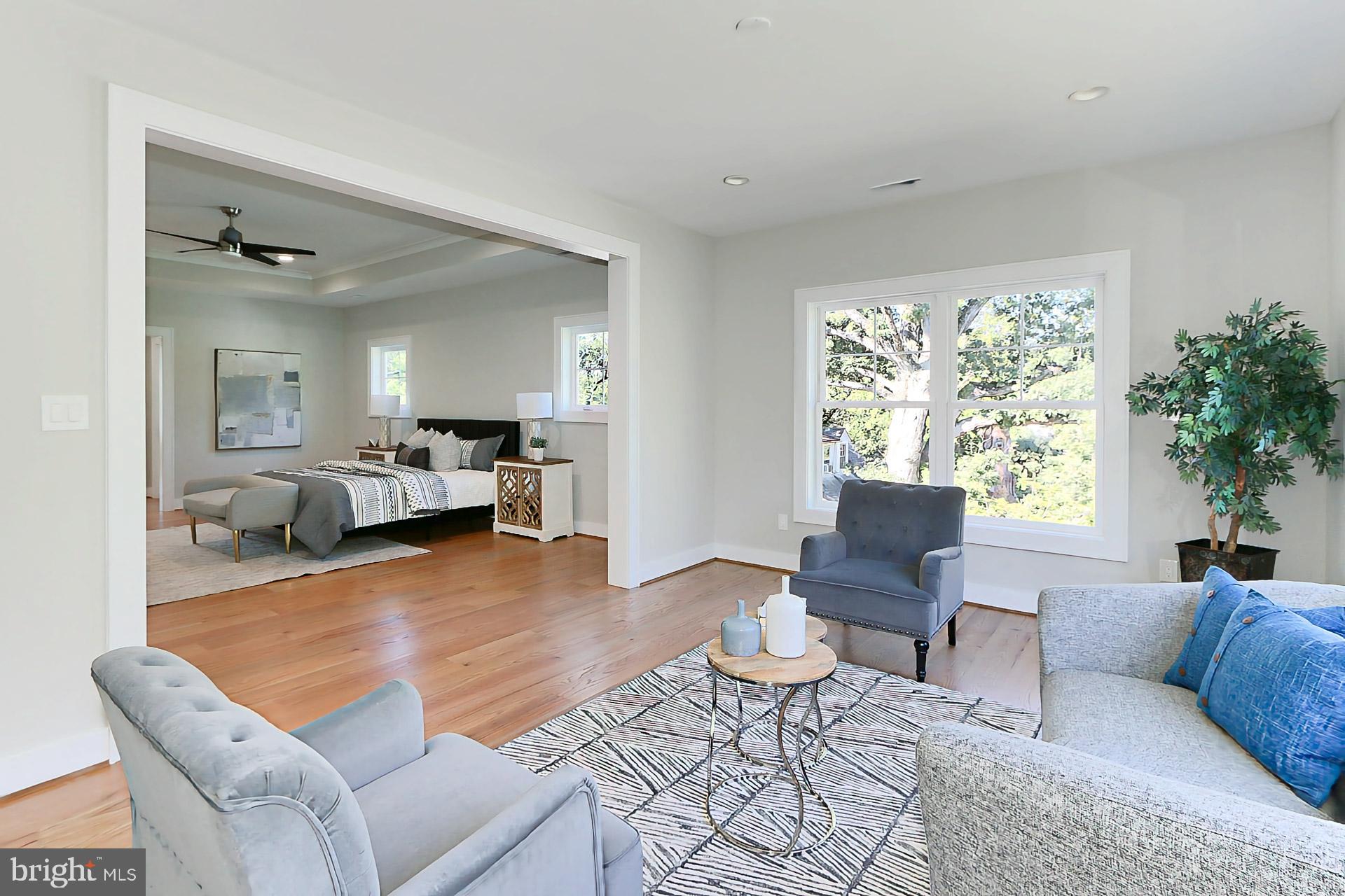 GRAYS OAKTON - Residential