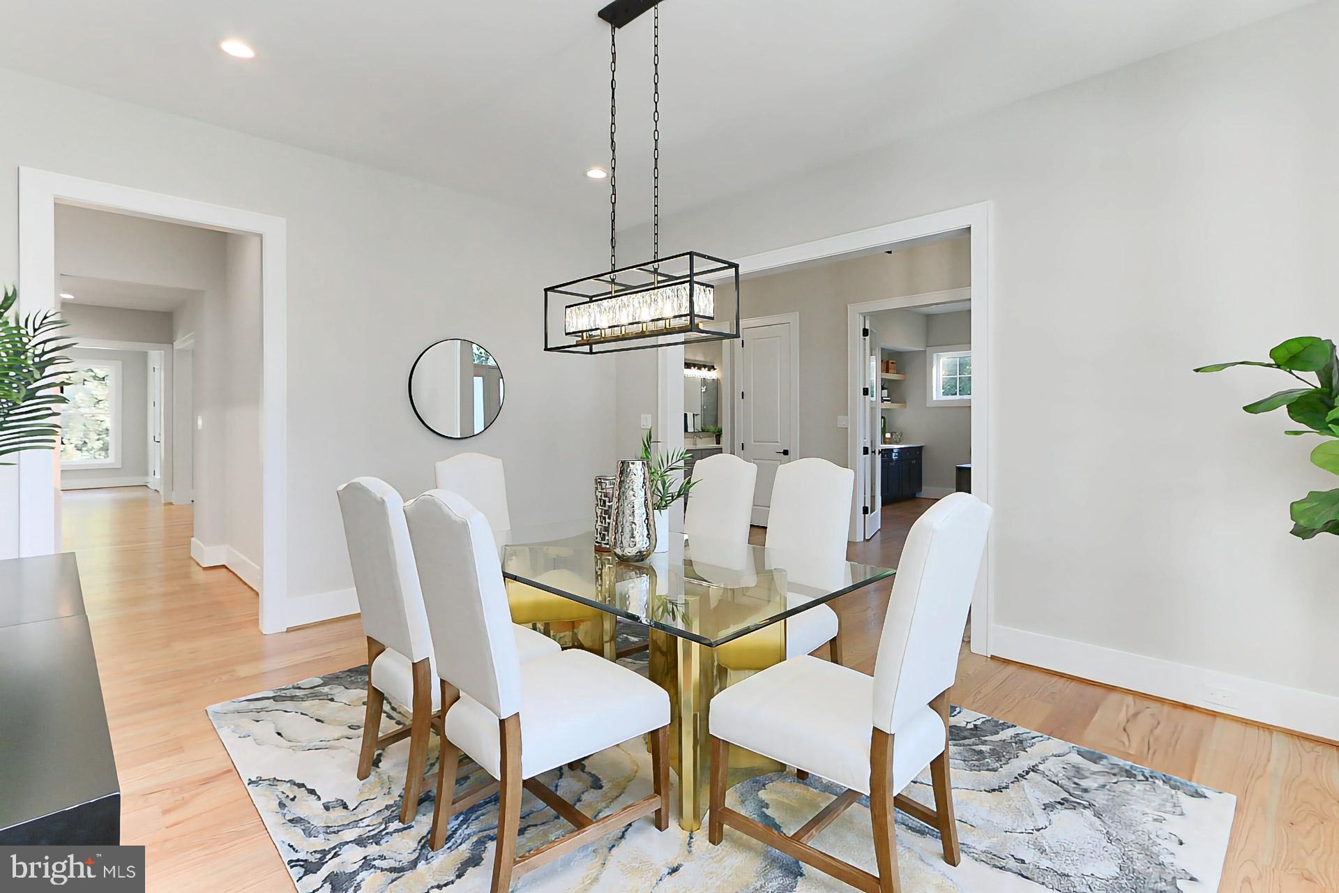 GRAYS OAKTON - Residential