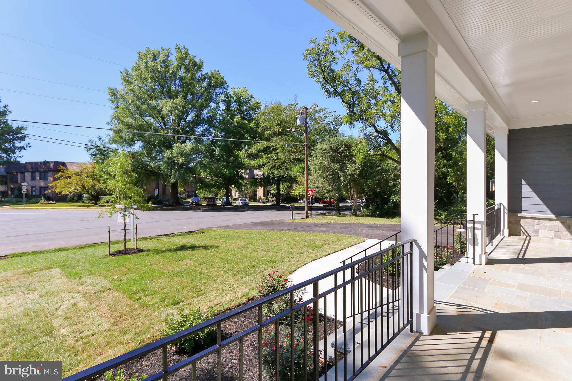 GRAYS OAKTON - Residential