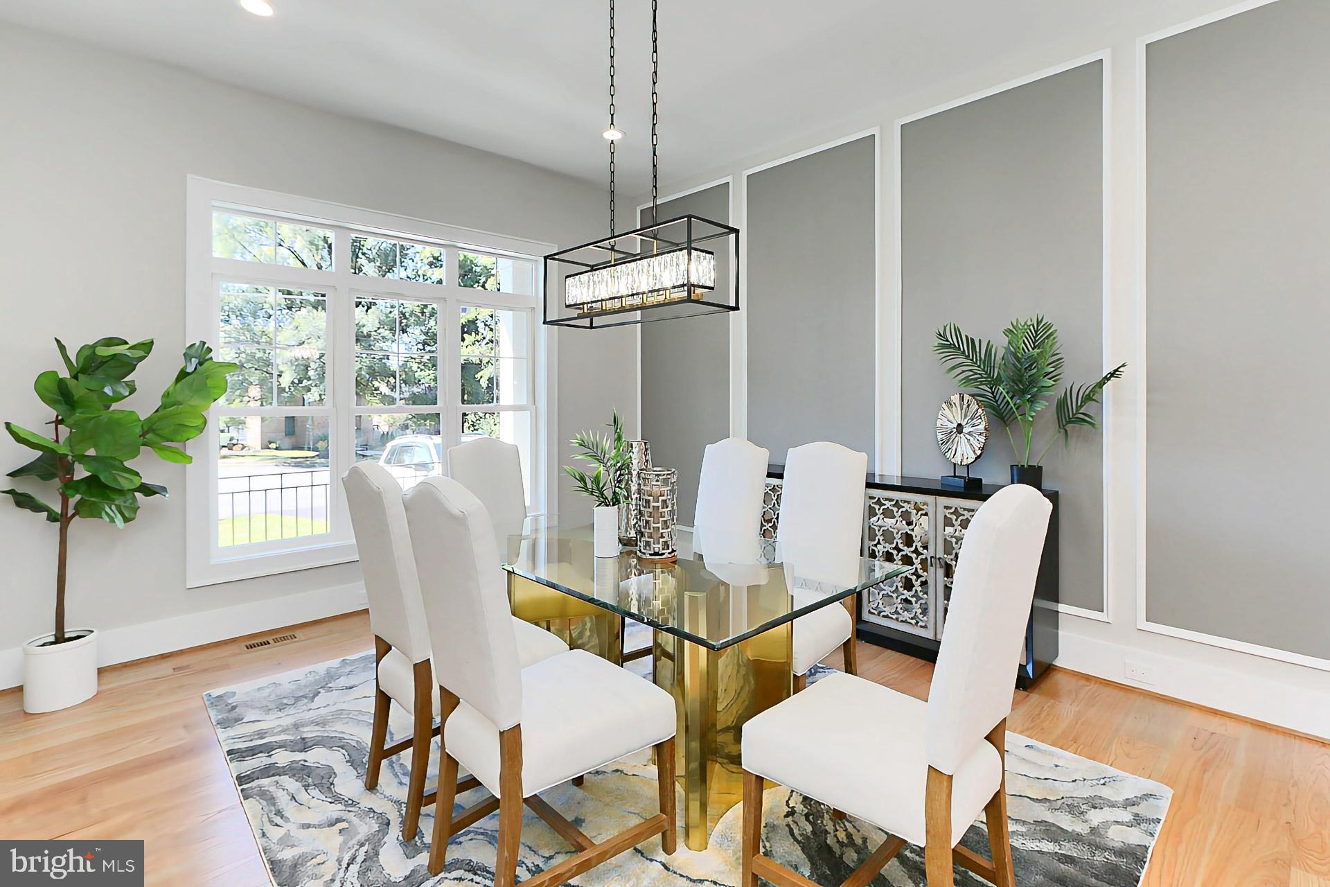 GRAYS OAKTON - Residential