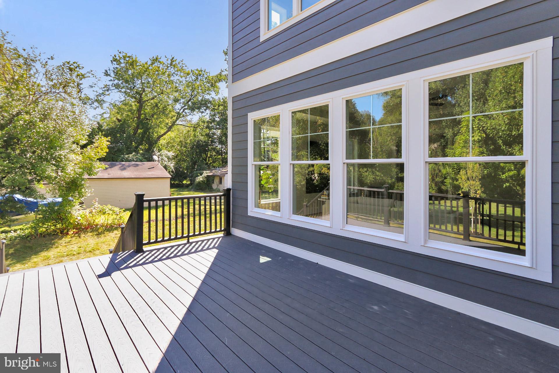 GRAYS OAKTON - Residential