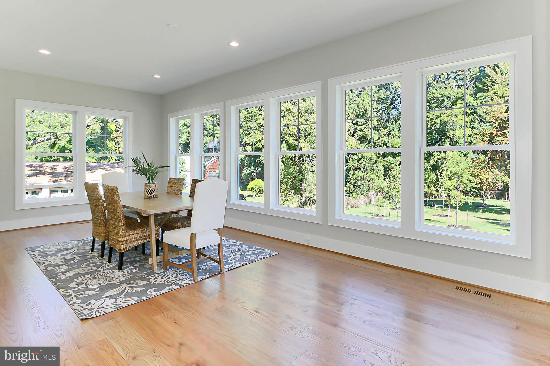 GRAYS OAKTON - Residential