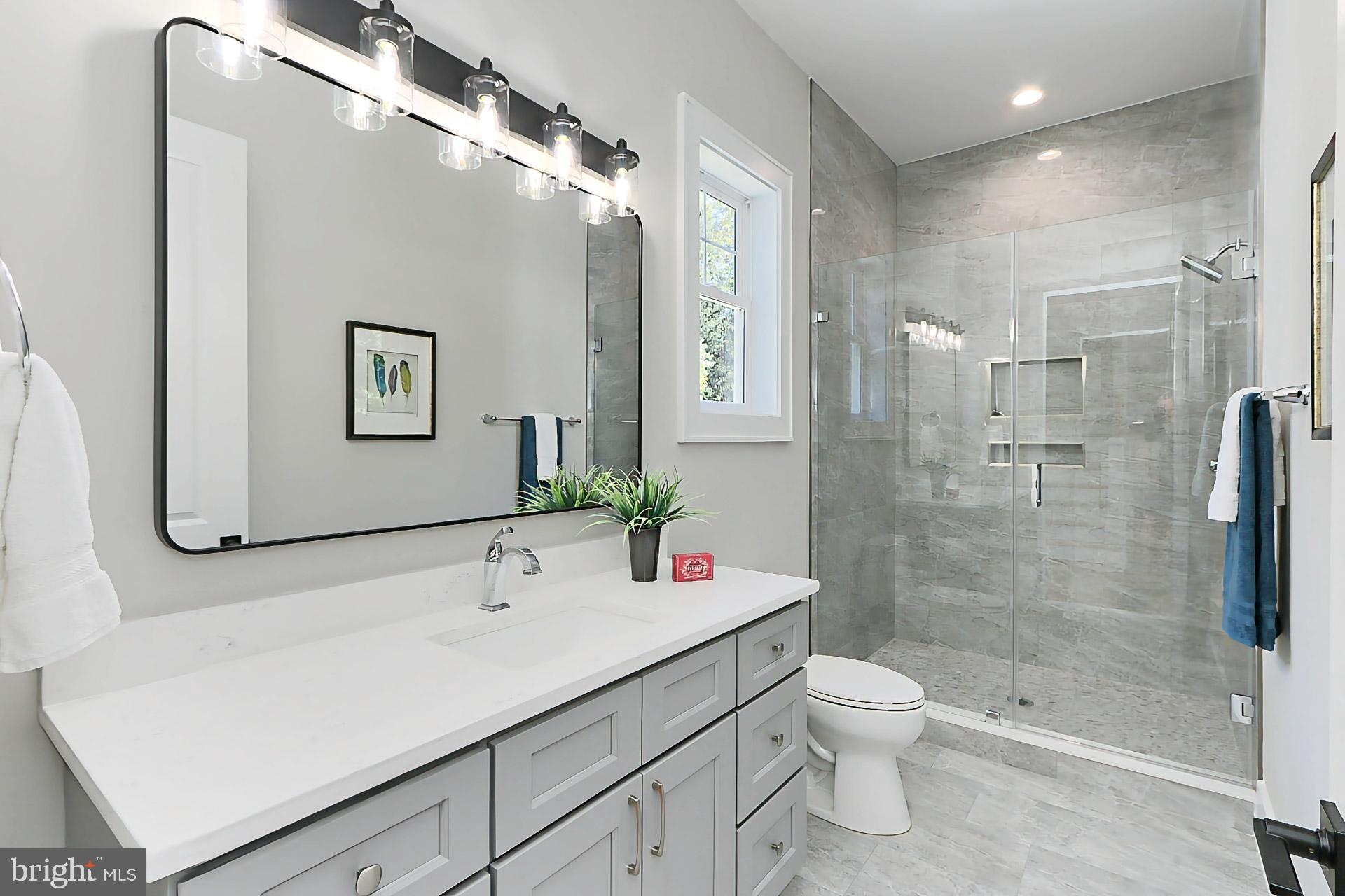 GRAYS OAKTON - Residential