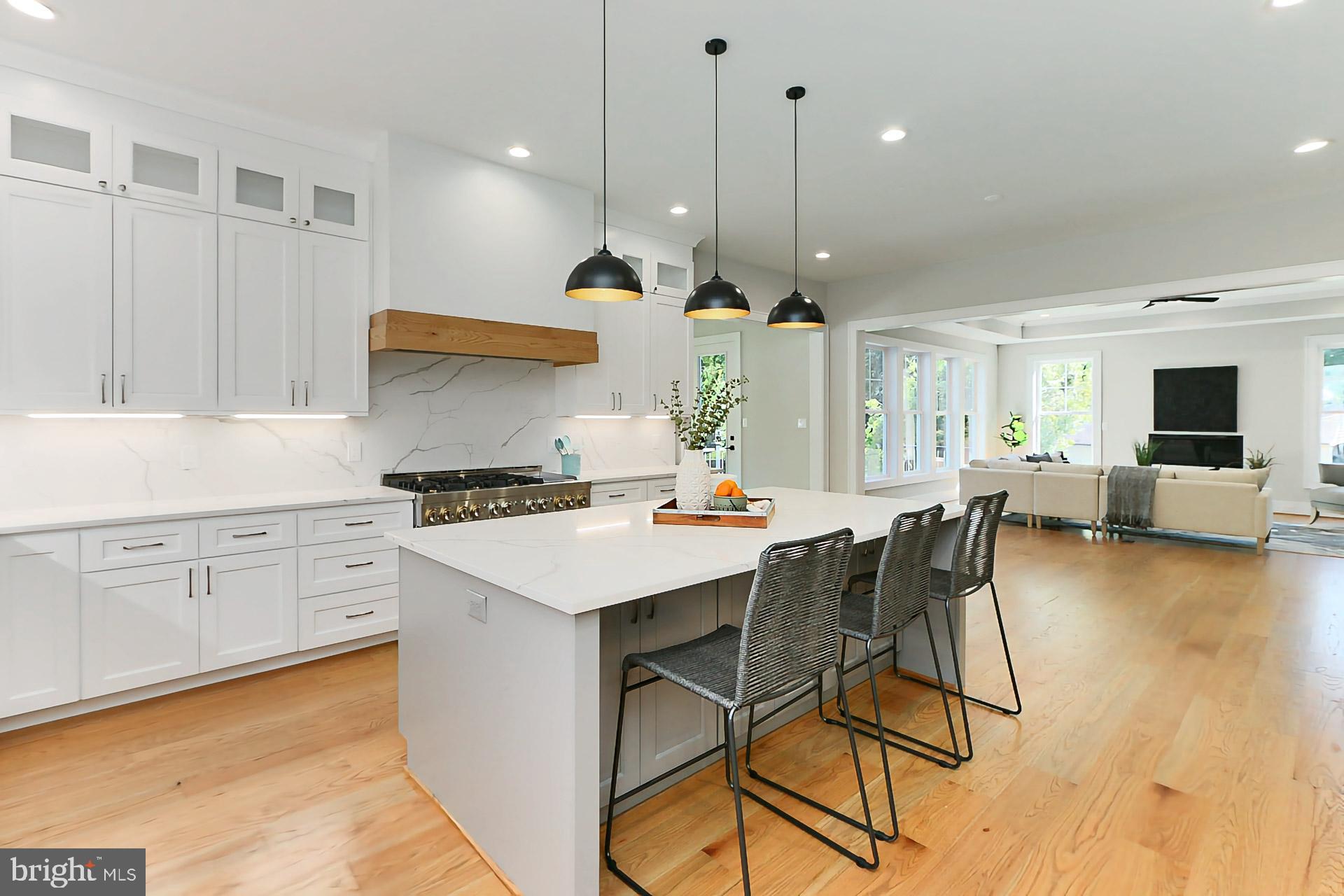 GRAYS OAKTON - Residential