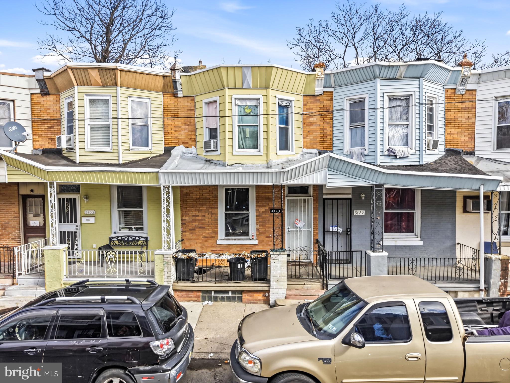3431 CRYSTAL STREET