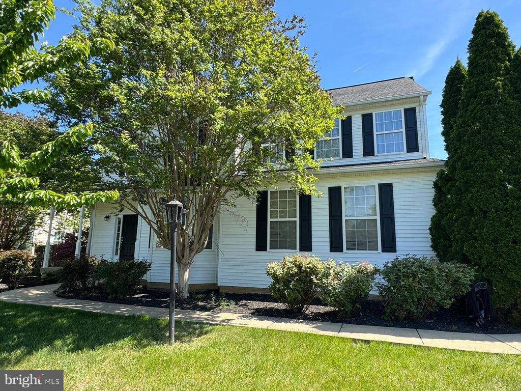 Photo of 2750 Congress Court, WALDORF, MD 20603 (MLS # MDCH2053788)