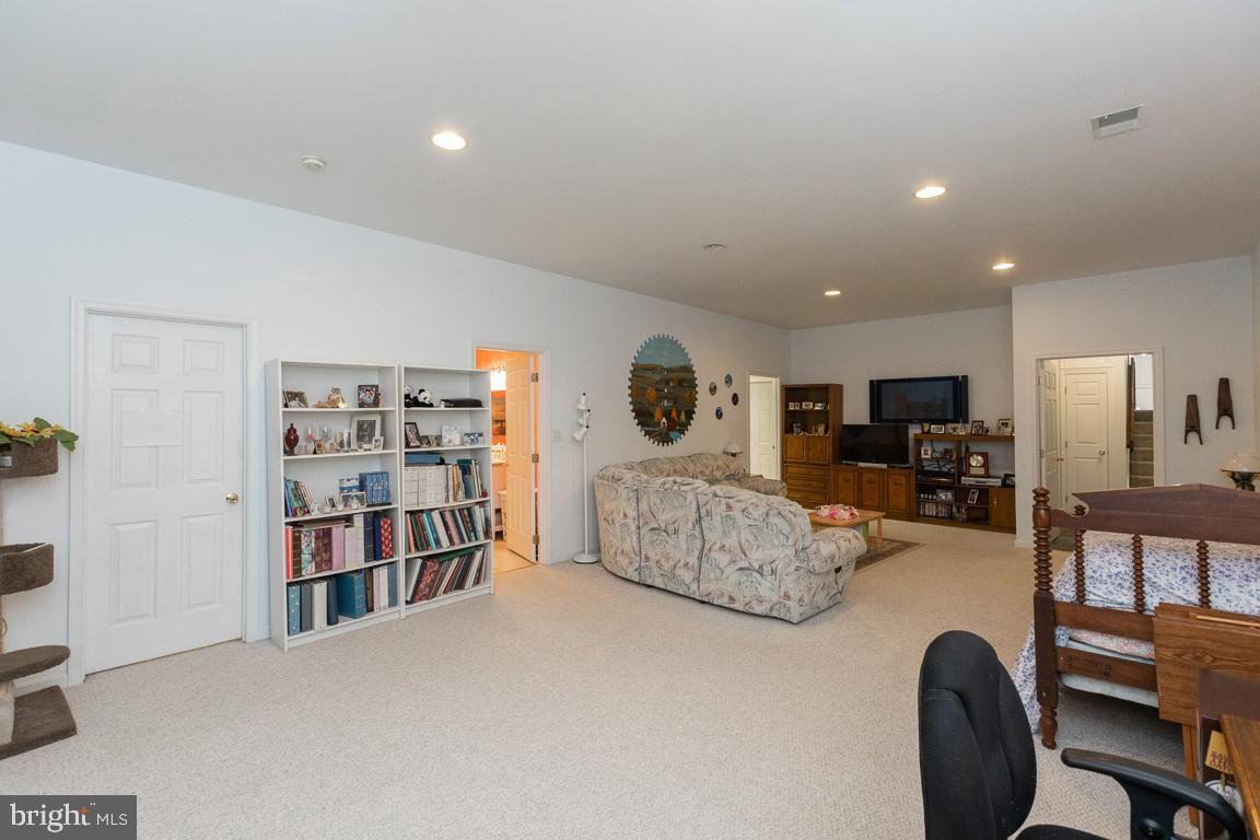 BROOKWOOD ESTATES - Residential