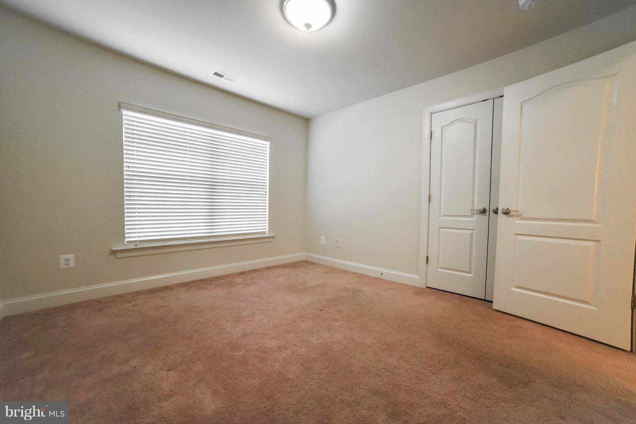 LEONARDS GRANT - Residential