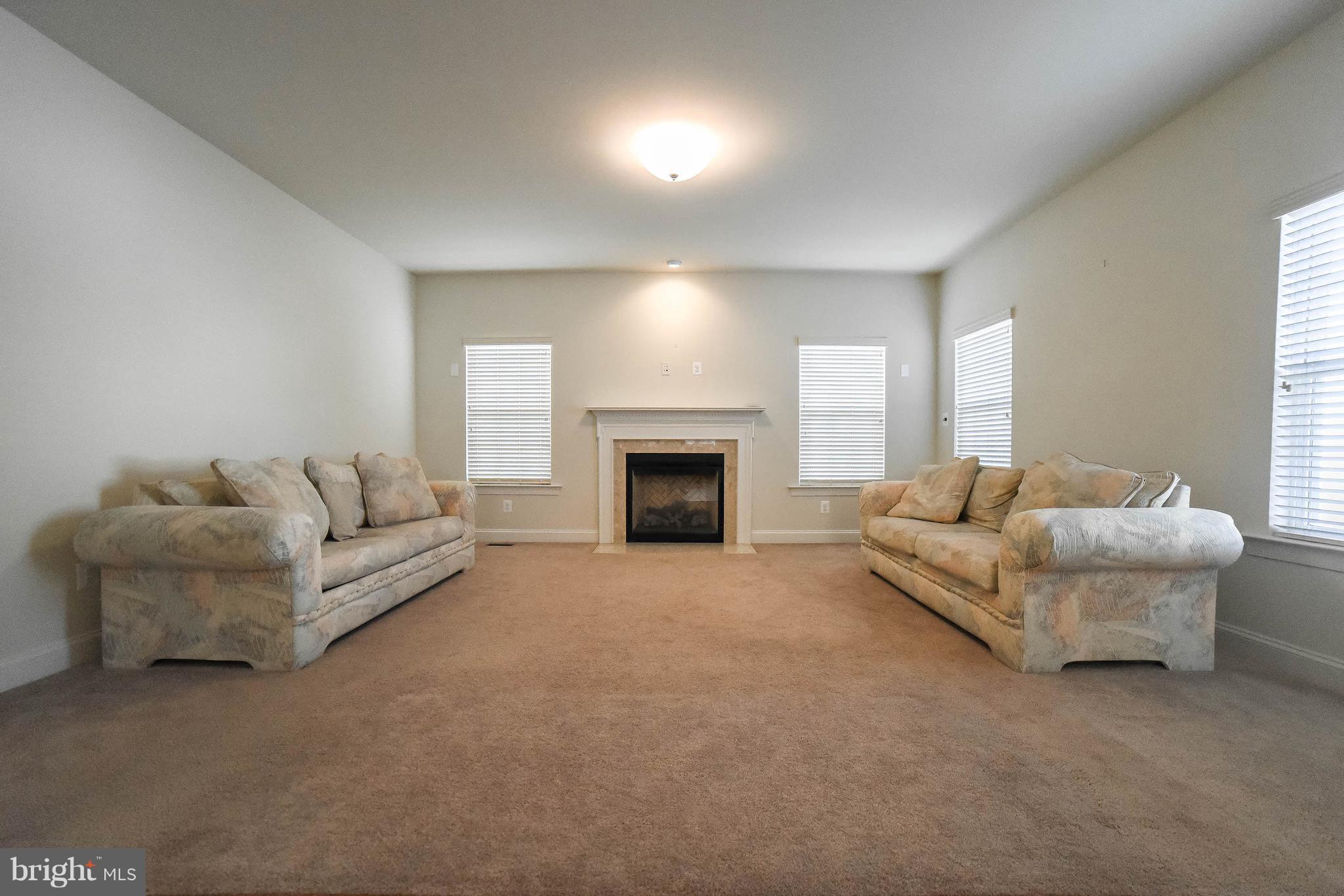 LEONARDS GRANT - Residential