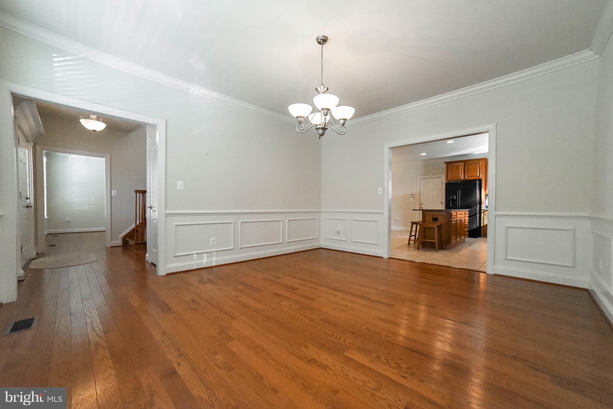 LEONARDS GRANT - Residential