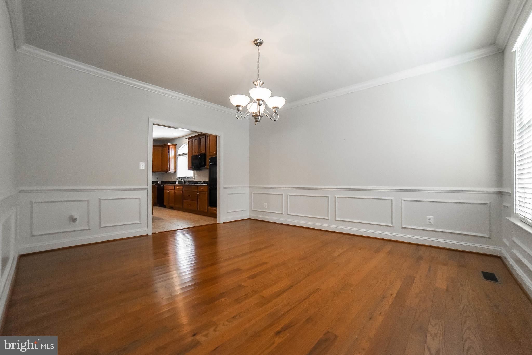 LEONARDS GRANT - Residential