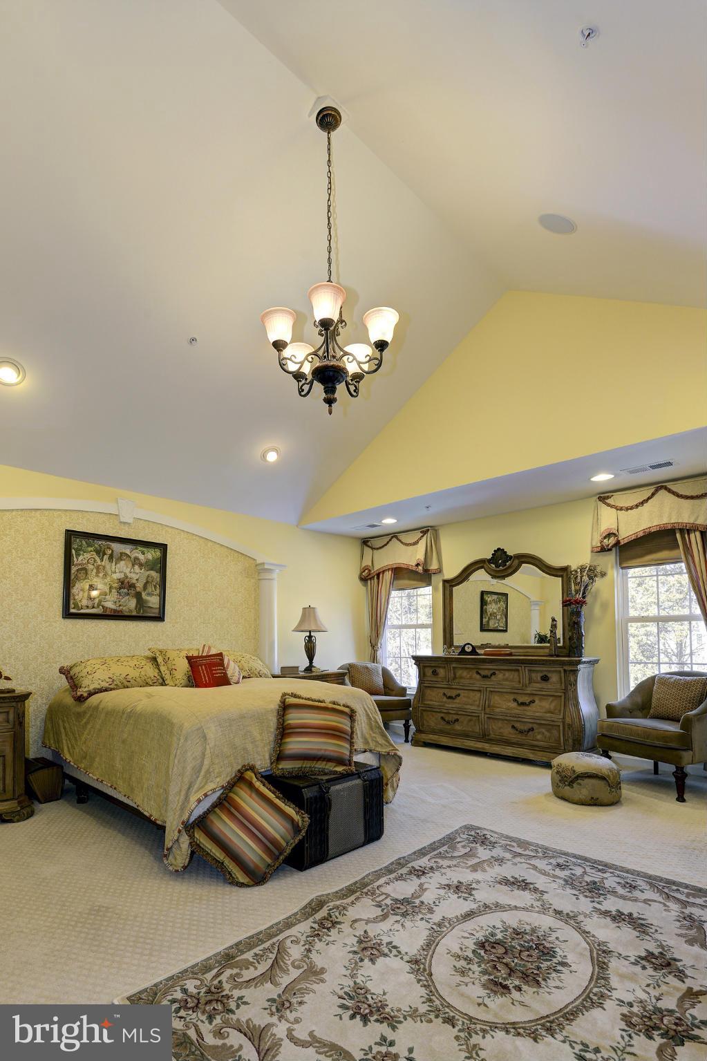 SOUTH RIDING - Residential