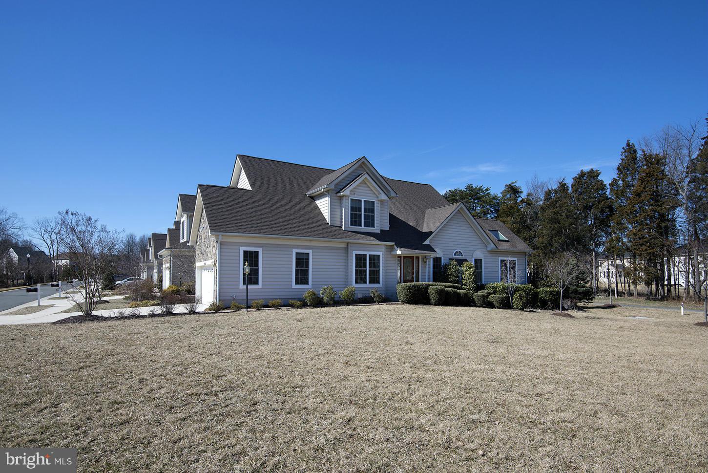 SOUTH RIDING - Residential