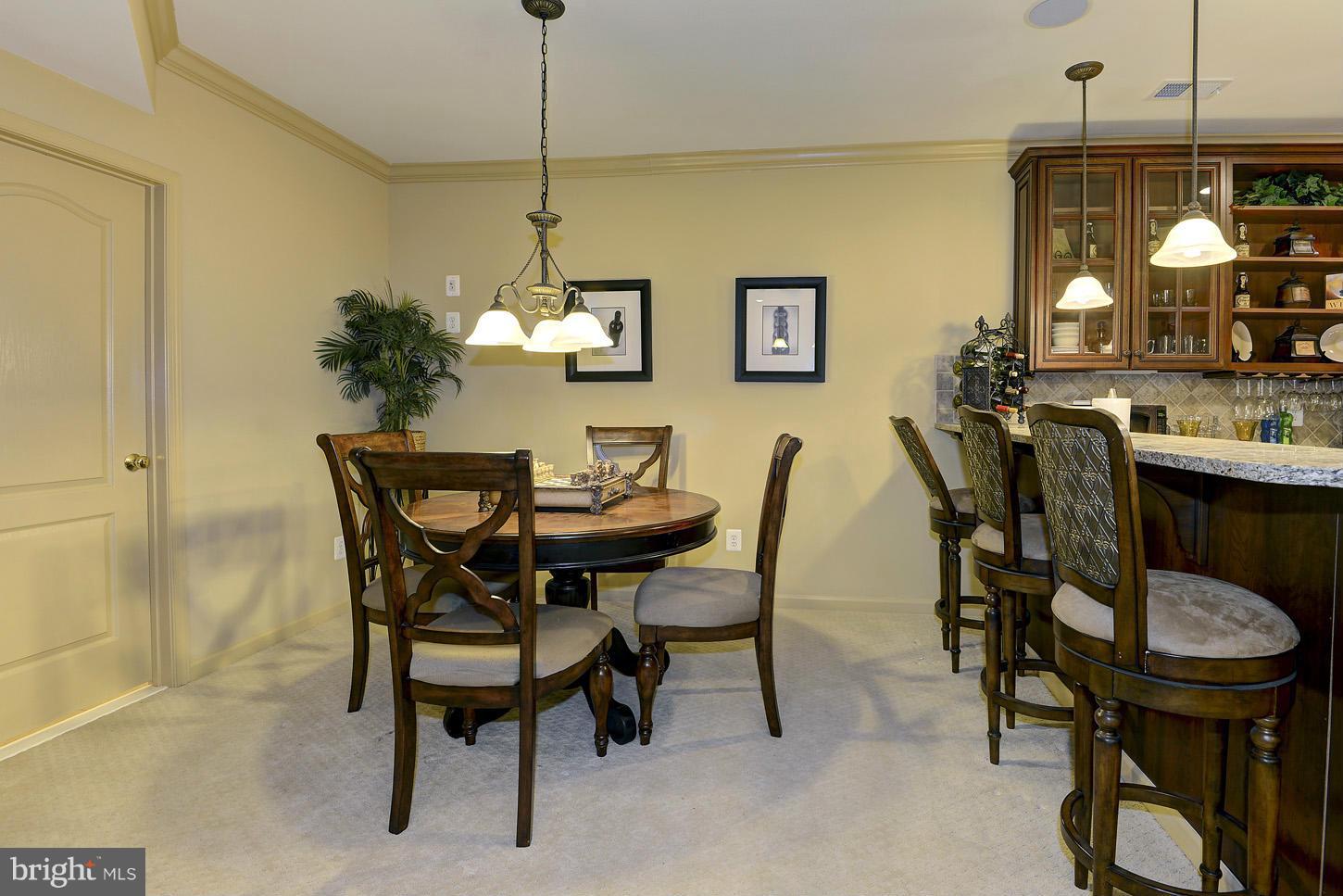 SOUTH RIDING - Residential