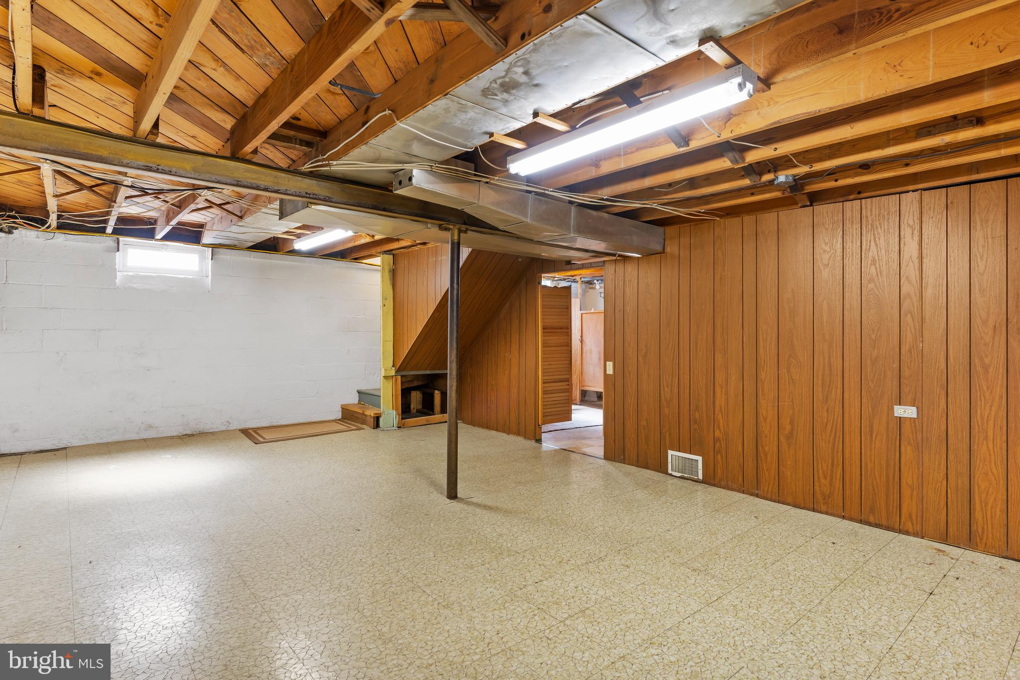 COLLEGE PARK - Residential