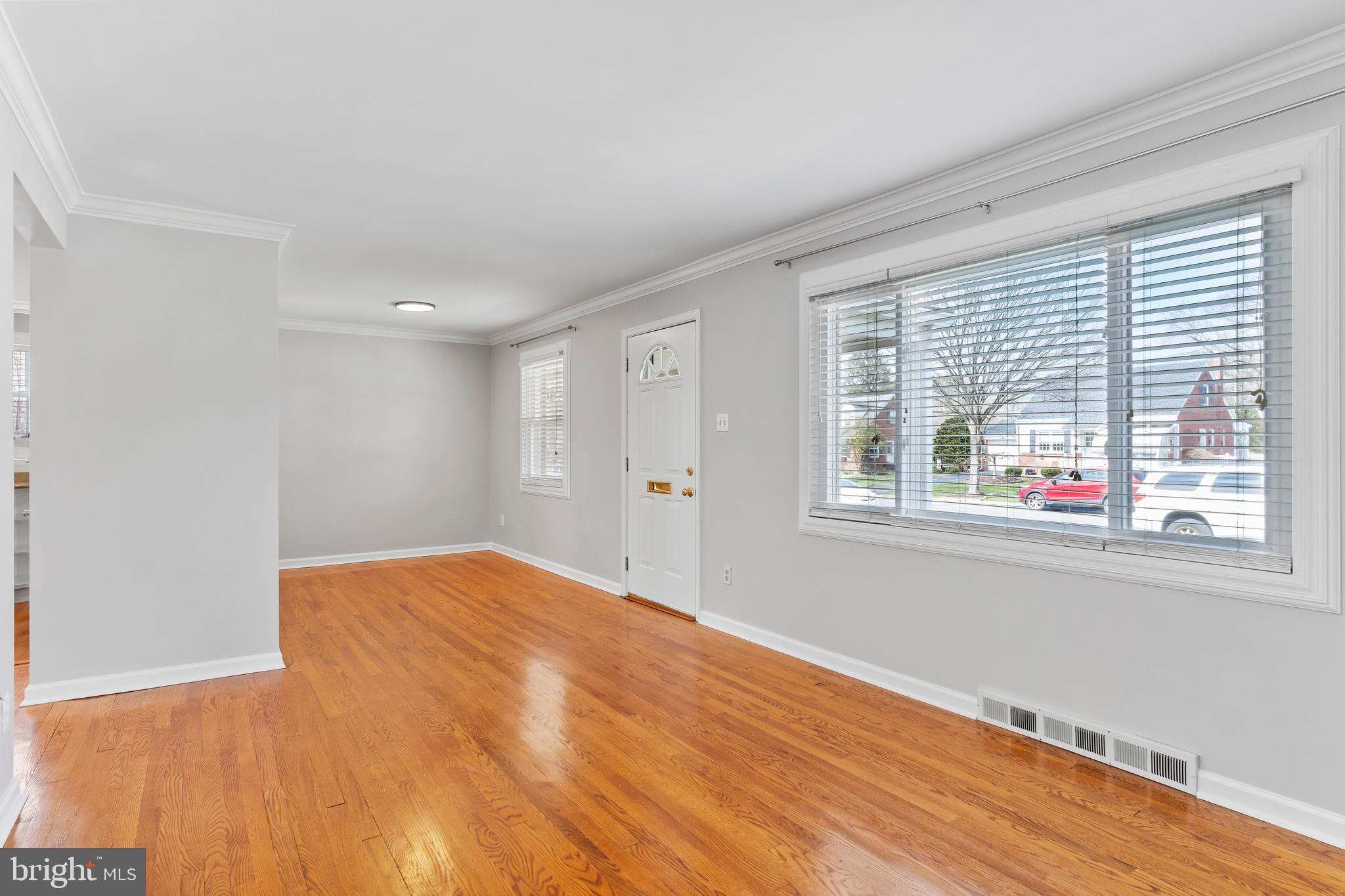 1911 COLUMBIA AVENUE