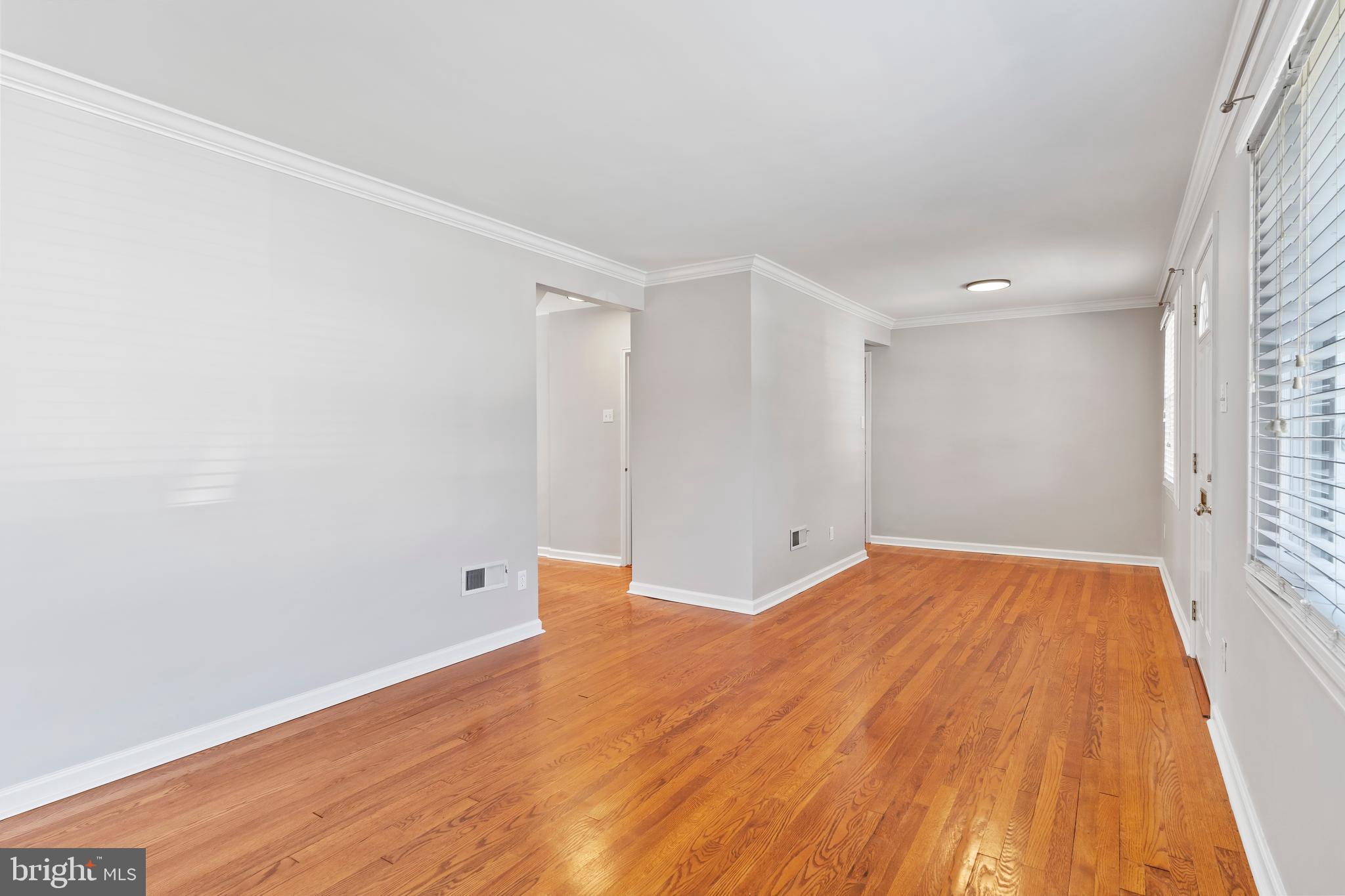 1911 COLUMBIA AVENUE