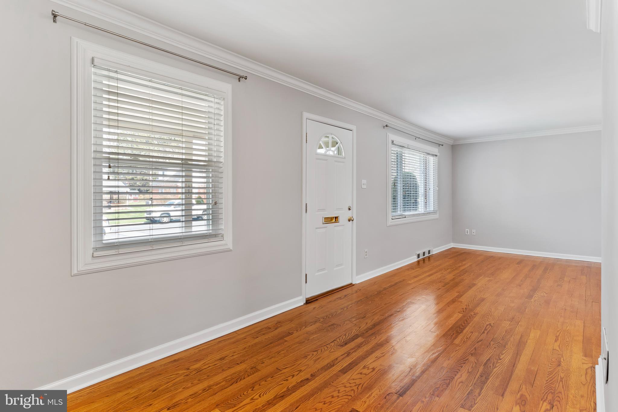 1911 COLUMBIA AVENUE