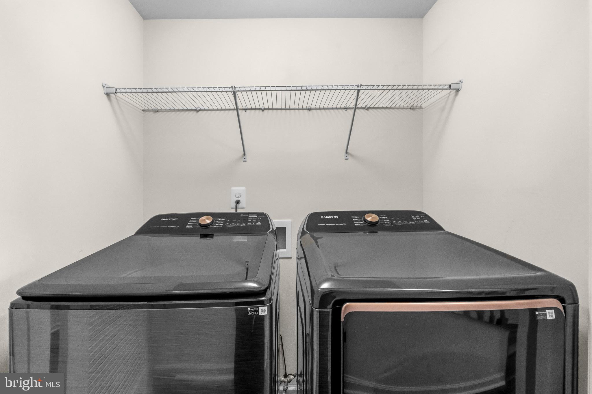 CRESCENT PLACE - Residential