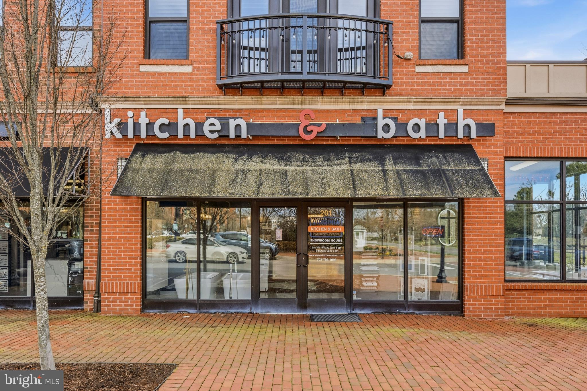 CRESCENT PLACE - Residential