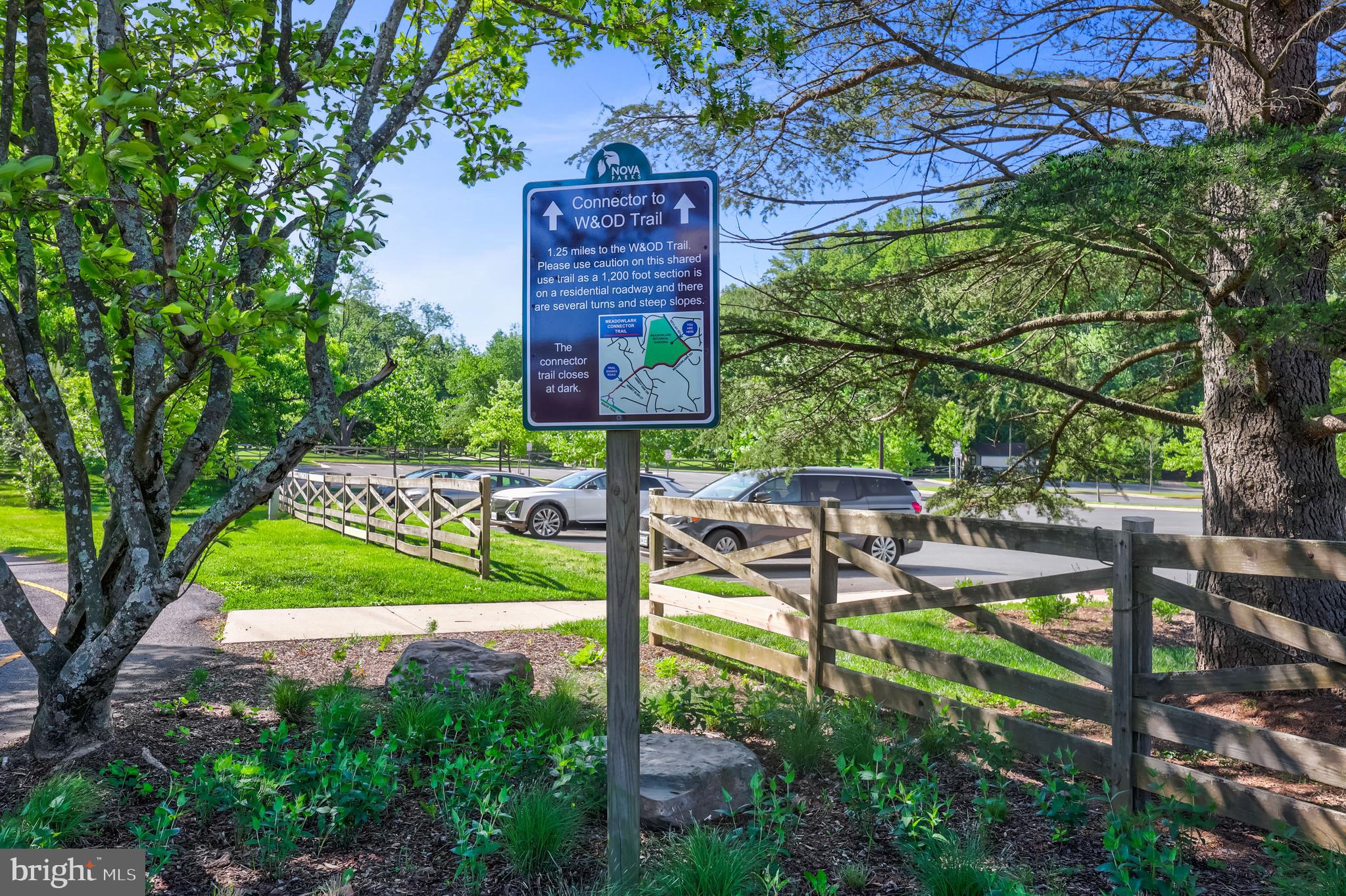 CRESCENT PLACE - Residential