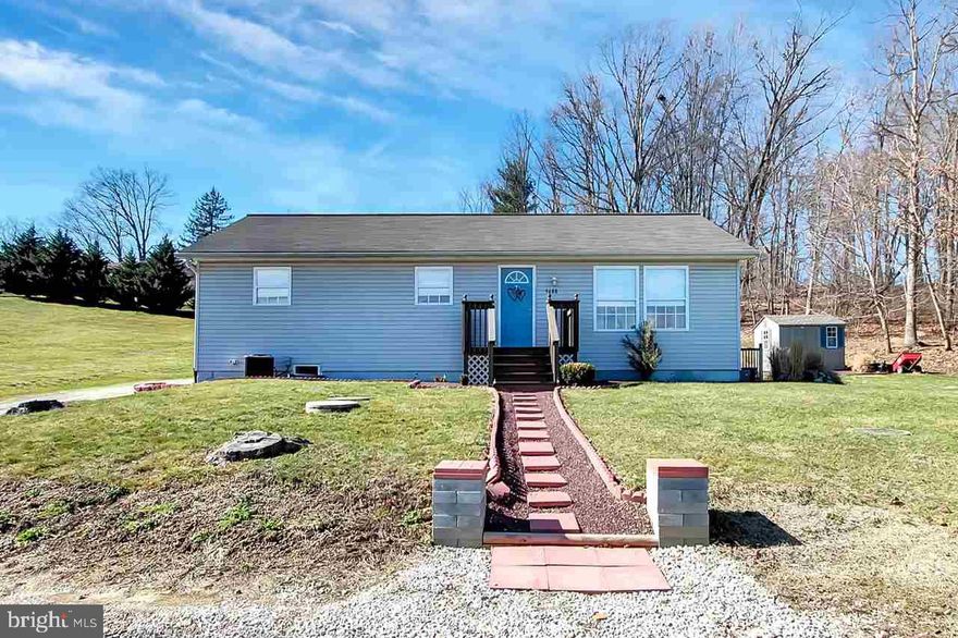 Lovely, well maintained home on a private country lot in the Pigeon Hills.  Fully rebuilt by previous owners. Basement can be finished to double the s.f. Open floor plan. 1st level beds, bath and laundry. Immaculate inside & move in ready. Great home or investment opportunity. Enjoy the solitude while York, Hanover & SG conveniences are a short distance away.  Must see This is Home!