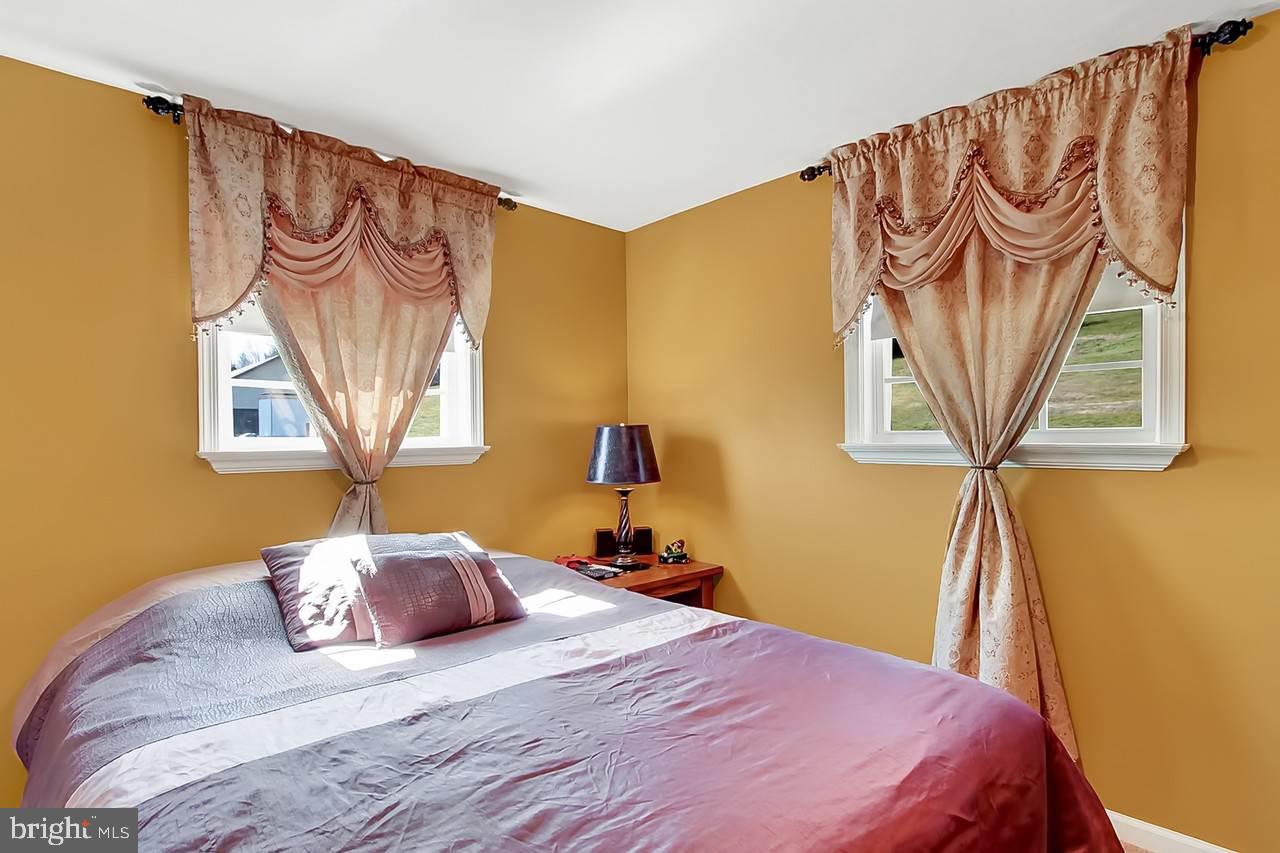 PIGEON HILLS - Residential